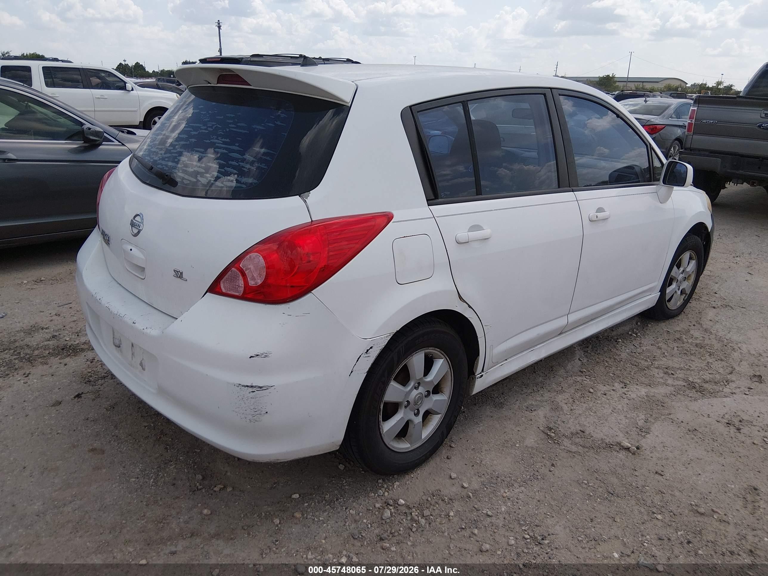 2007 Nissan Versa 1.8sl White vin: 3N1BC13E67L410752
