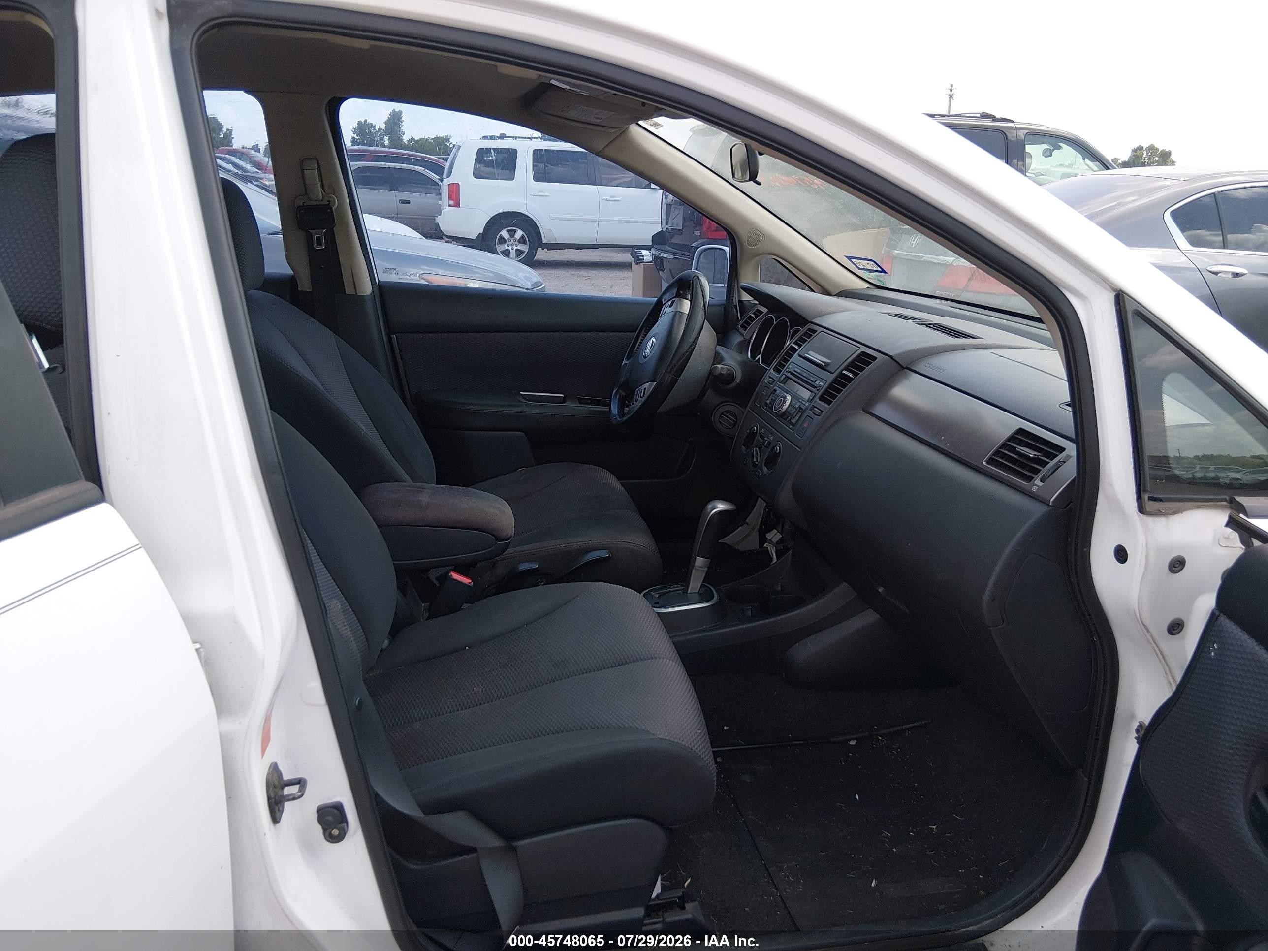 2007 Nissan Versa 1.8sl White vin: 3N1BC13E67L410752