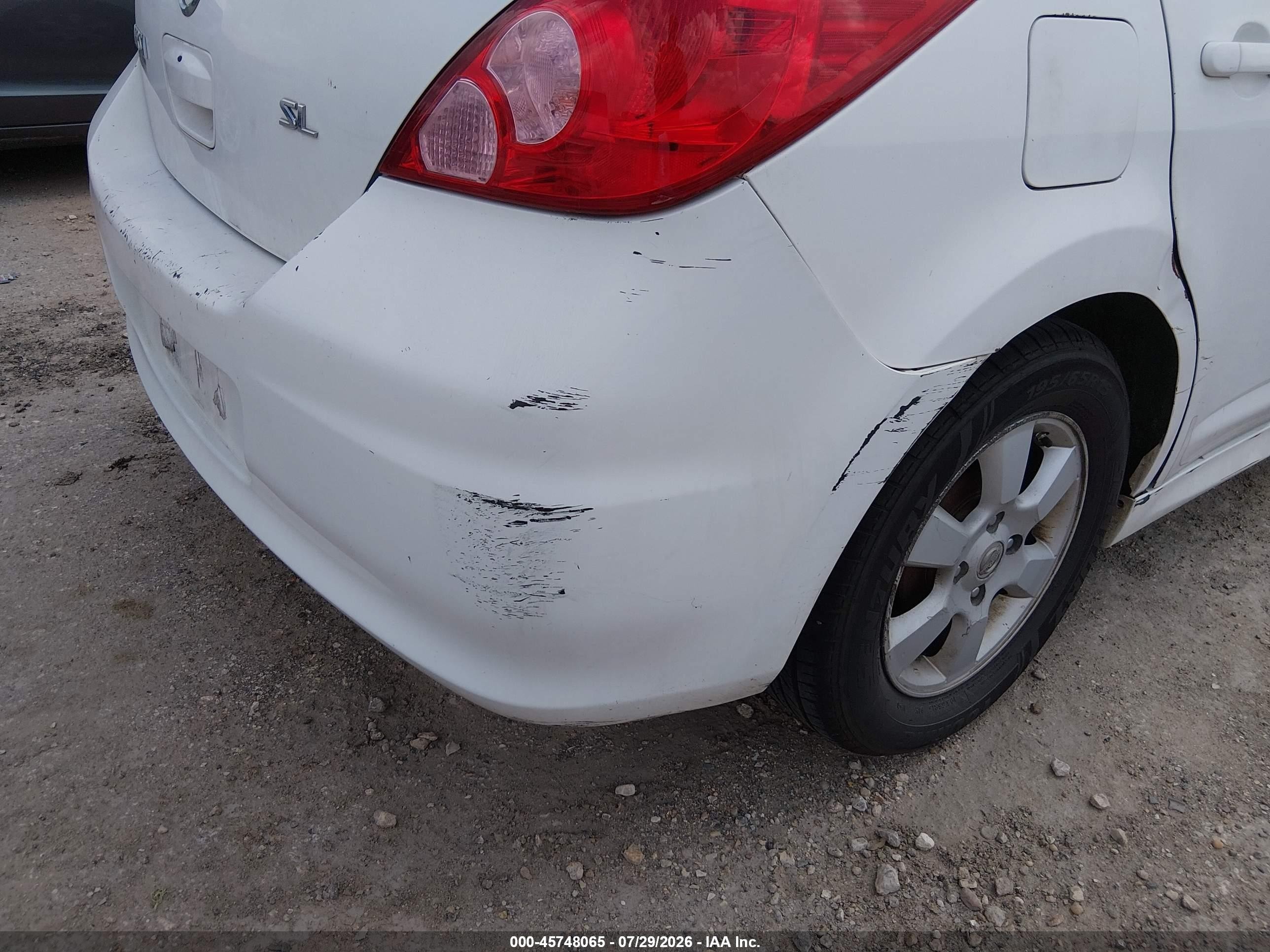 2007 Nissan Versa 1.8sl White vin: 3N1BC13E67L410752