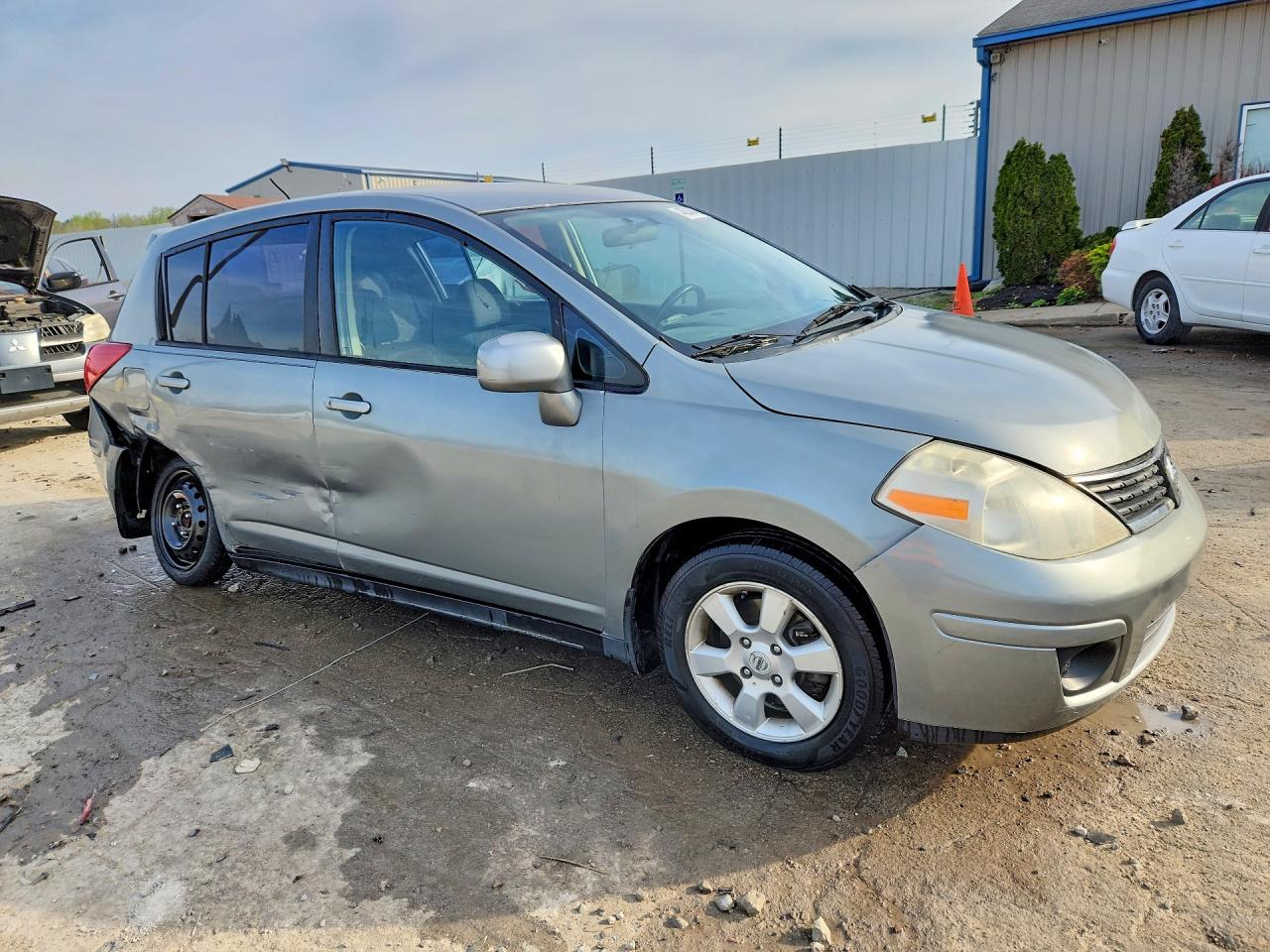 2008 Nissan Versa 1.8 S Gray vin: 3N1BC13E68L362509