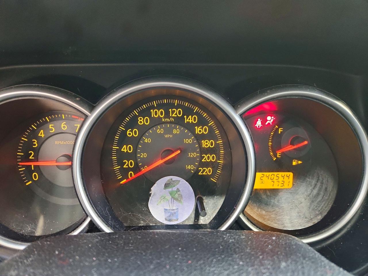 2008 Nissan Versa 1.8 S Silver vin: 3N1BC13E68L452954