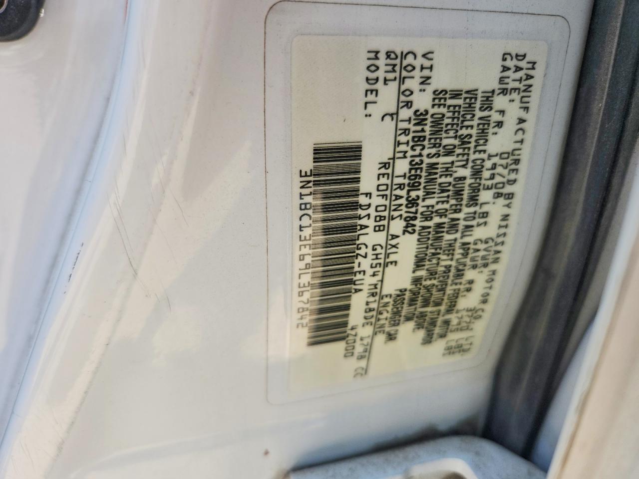 2009 Nissan Versa 1.8 S White vin: 3N1BC13E69L367842