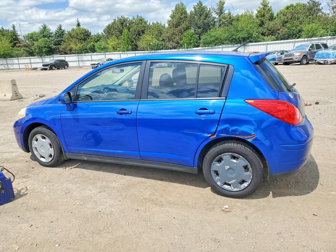 2009 Nissan Versa S/sl Blue vin: 3N1BC13E69L411600
