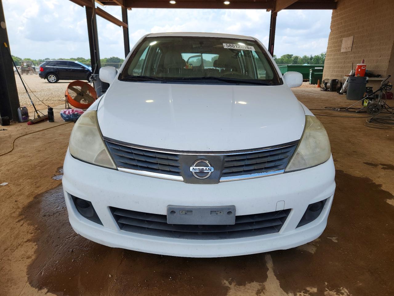2009 Nissan Versa 1.8 S White vin: 3N1BC13E69L425464