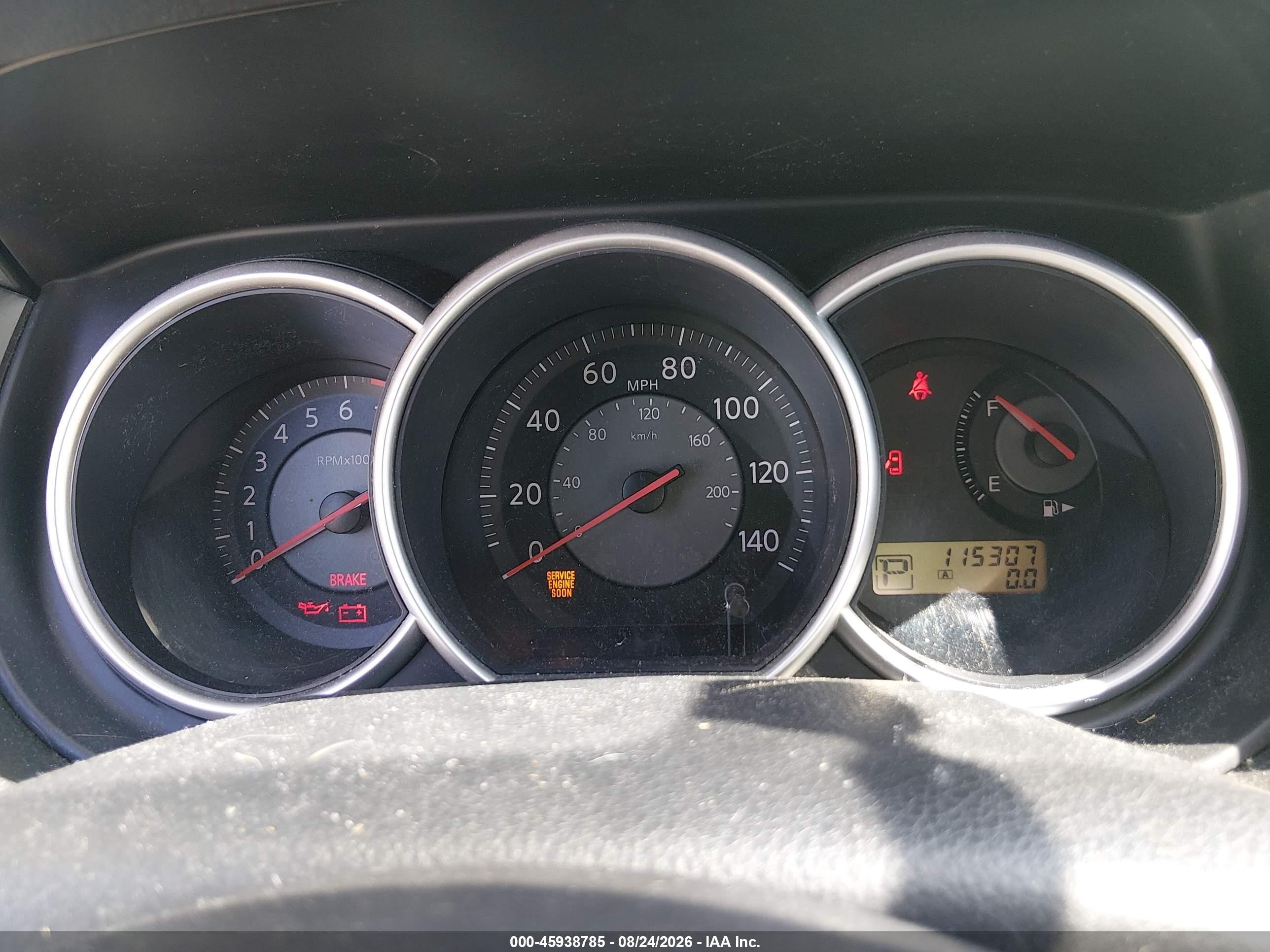 2009 Nissan Versa 1.8s Silver vin: 3N1BC13E69L426145