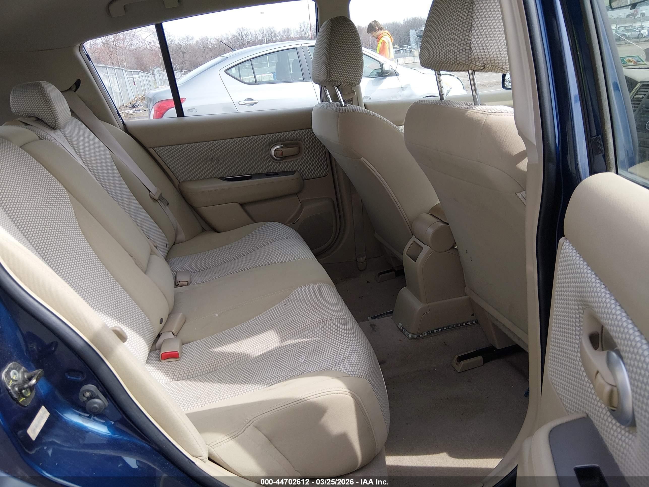 2007 Nissan Versa 1.8sl Blue vin: 3N1BC13E77L357088
