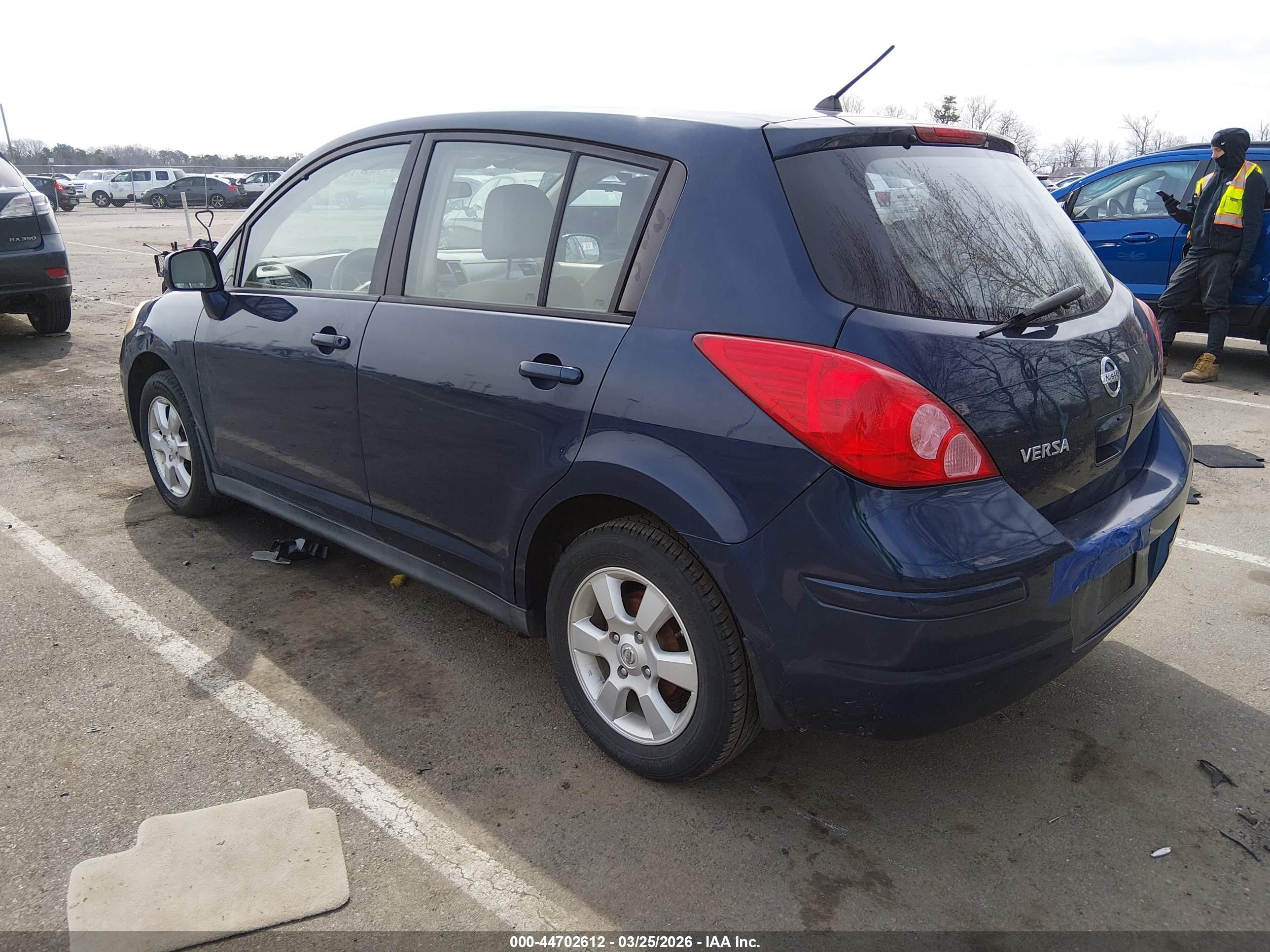 2007 Nissan Versa 1.8sl Blue vin: 3N1BC13E77L357088