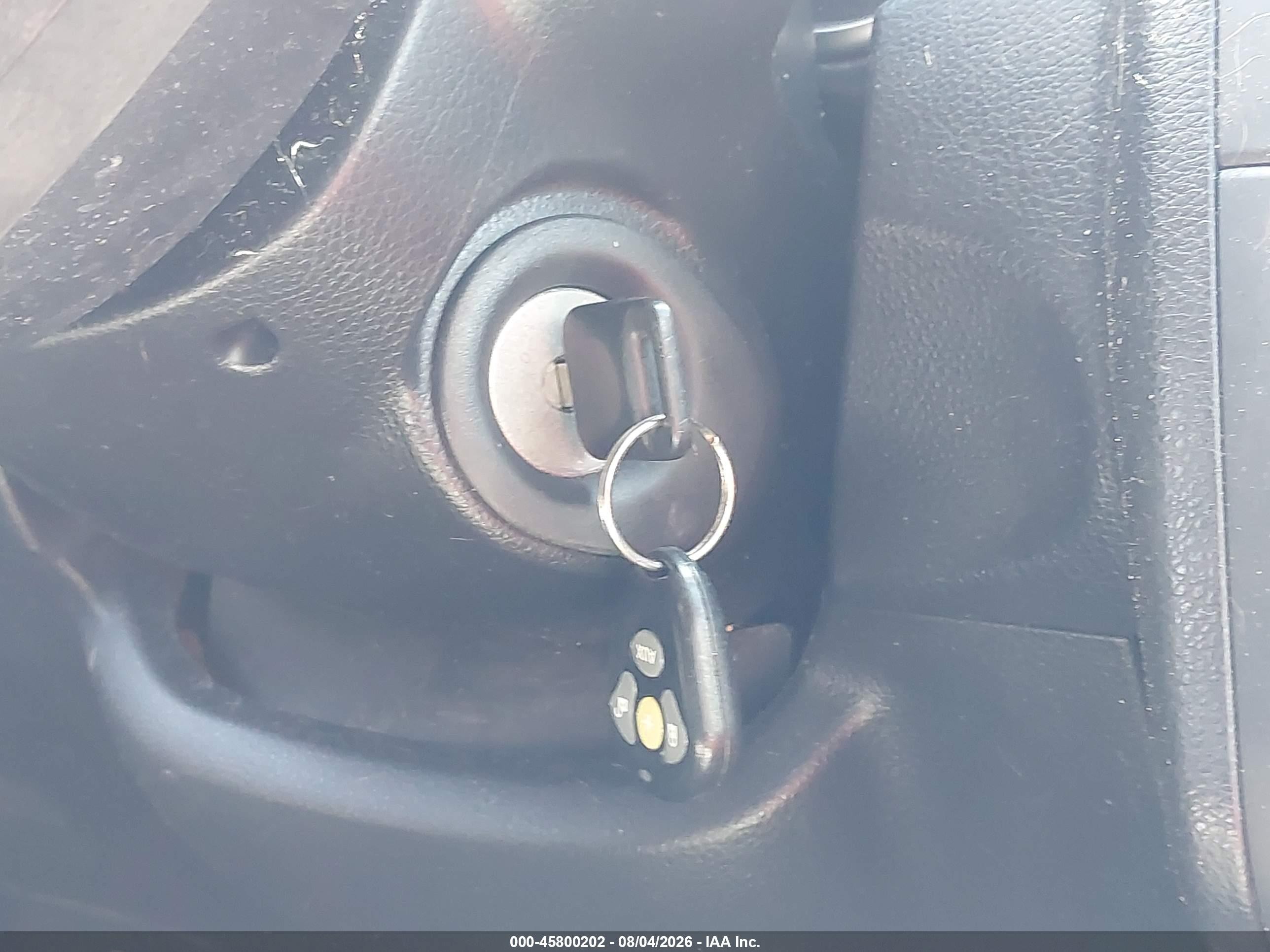 2007 Nissan Versa 1.8s Silver vin: 3N1BC13E77L384422