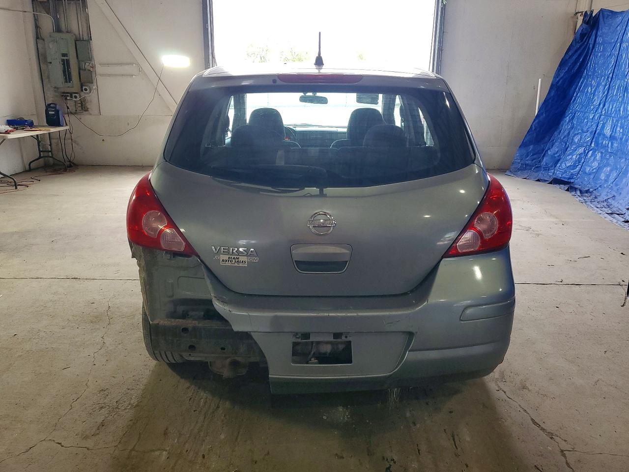 2007 Nissan Versa 1.8 S Silver vin: 3N1BC13E77L395856