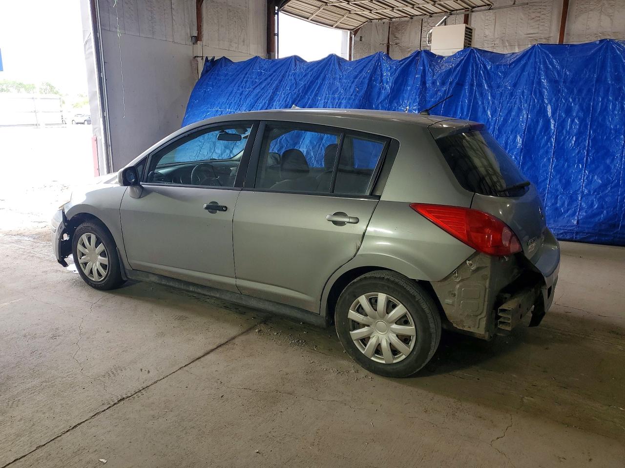 2007 Nissan Versa 1.8 S Silver vin: 3N1BC13E77L395856
