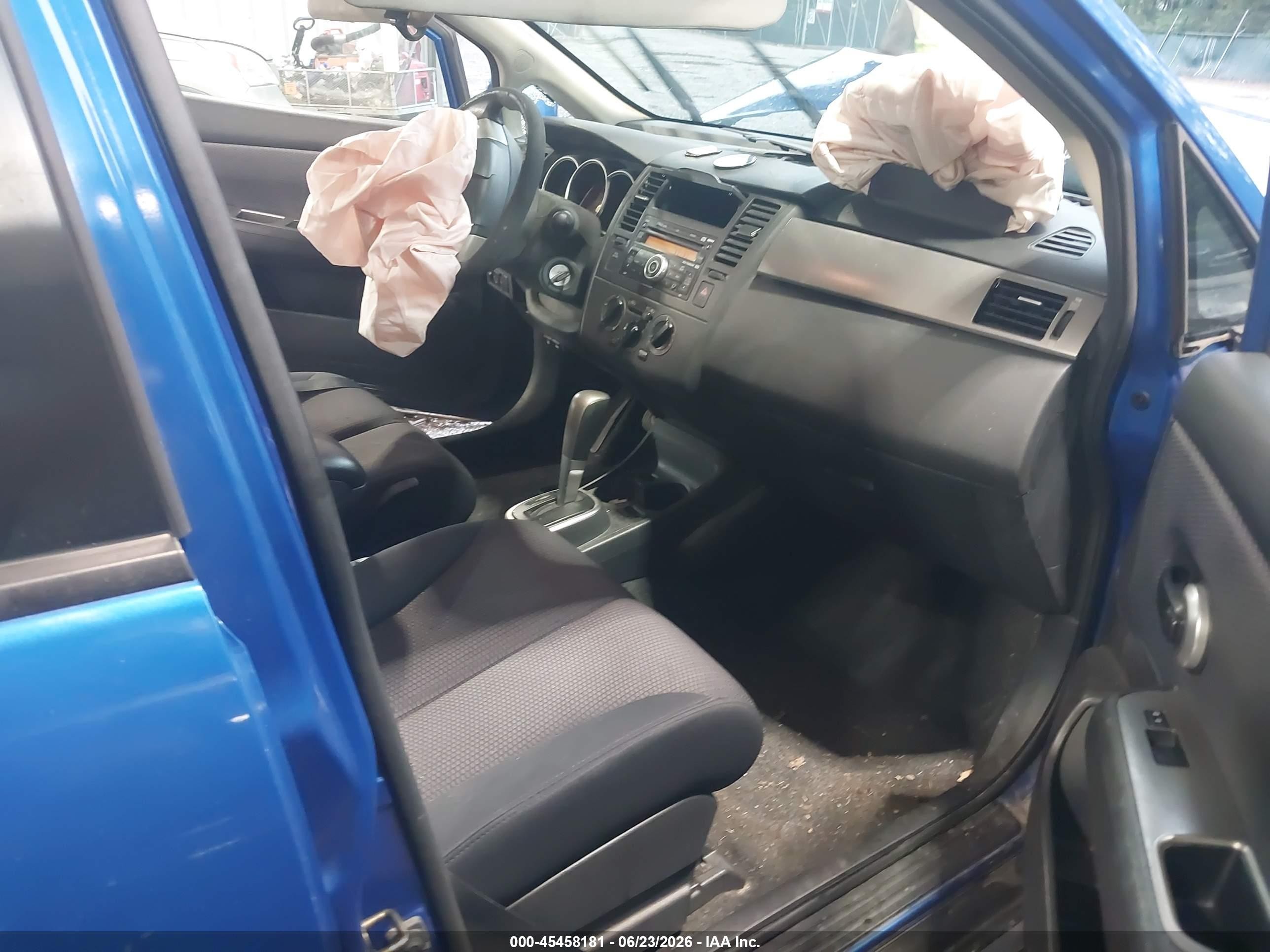 2007 Nissan Versa 1.8sl Blue vin: 3N1BC13E77L398370
