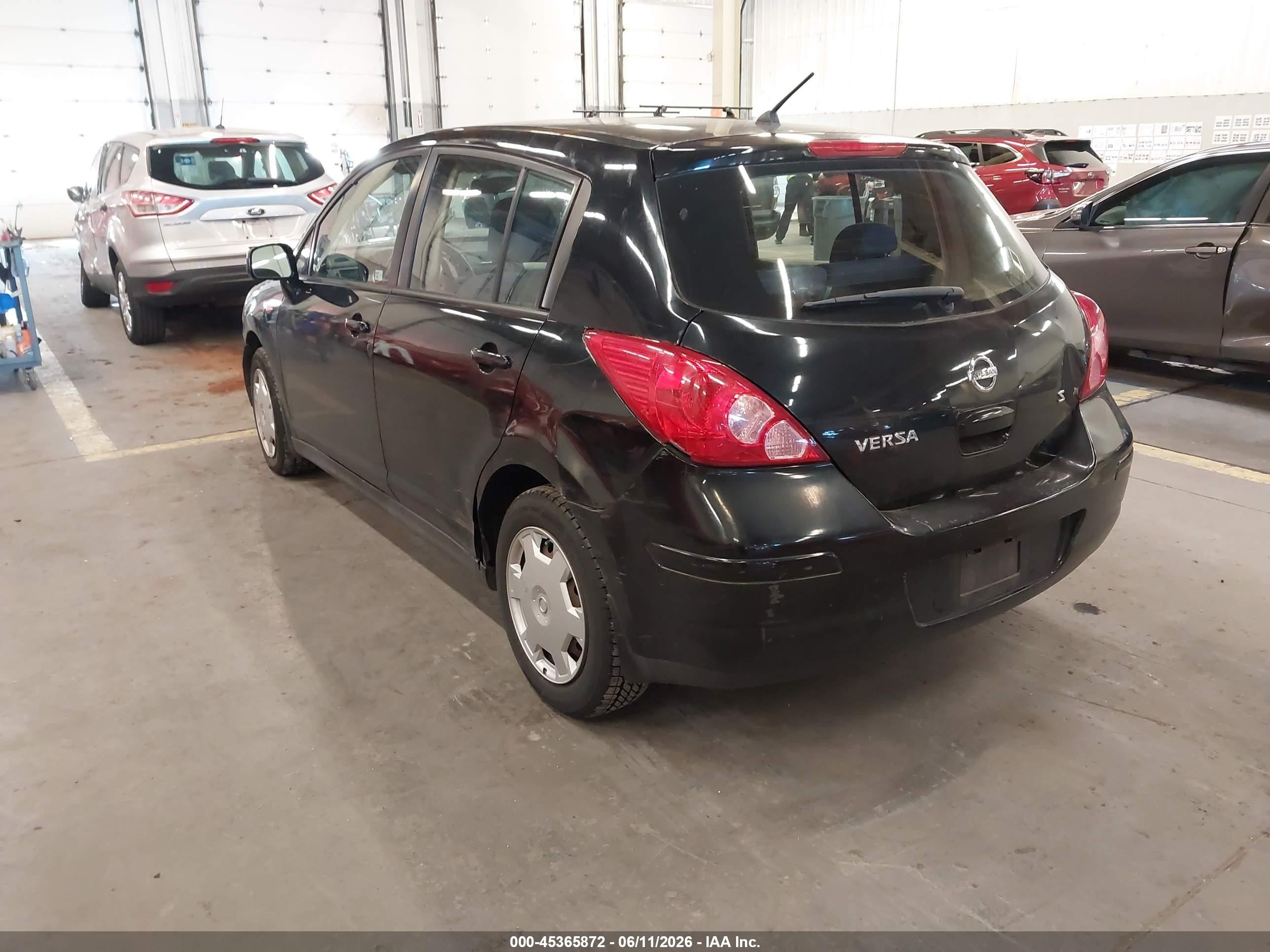 2007 Nissan Versa 1.8s Черный vin: 3N1BC13E77L431612