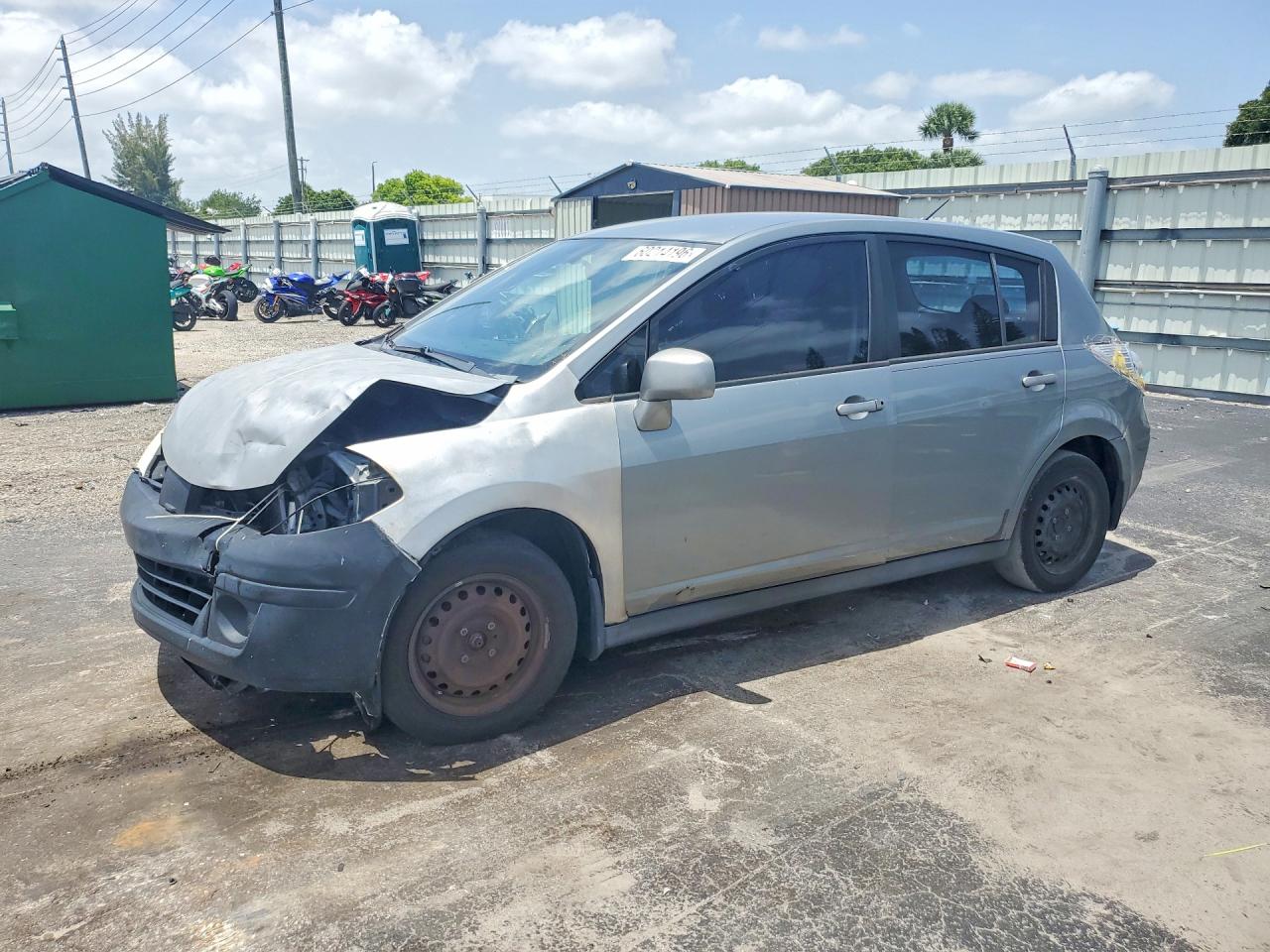 2007 Nissan Versa 1.8 S Gray vin: 3N1BC13E77L440827