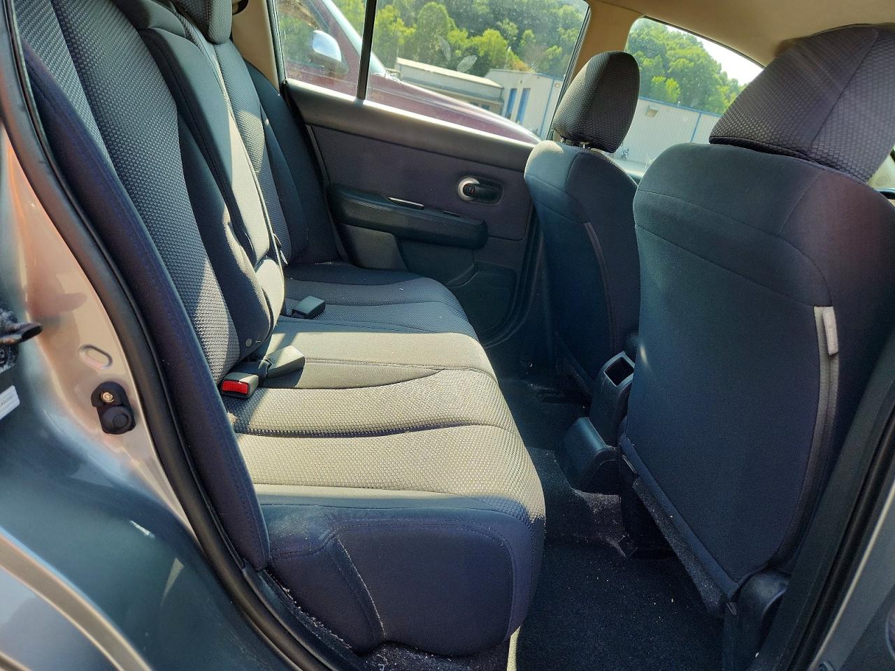 2007 Nissan Versa 1.8 S Gray vin: 3N1BC13E77L450547