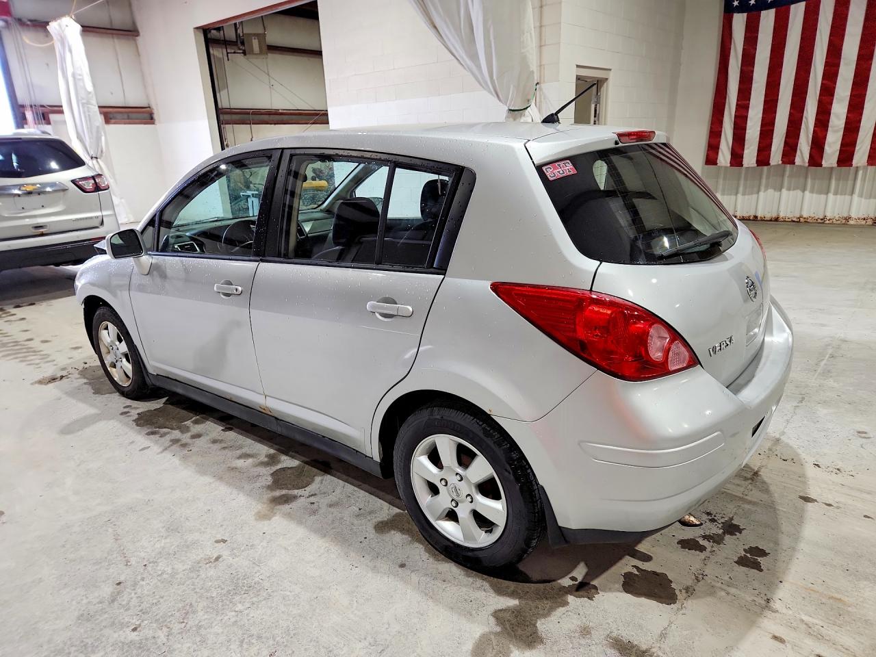 2008 Nissan Versa Silver vin: 3N1BC13E78L383370