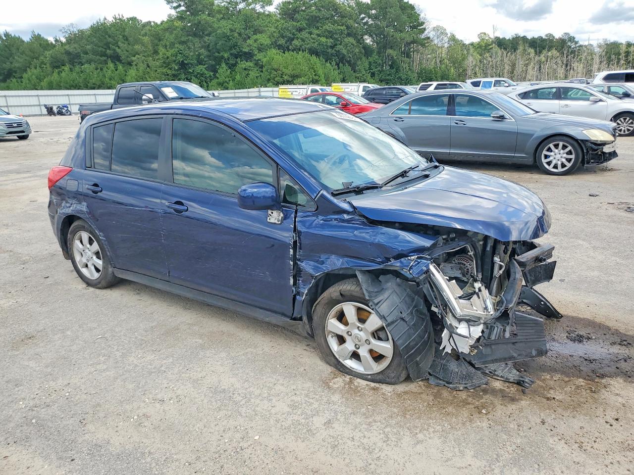2008 Nissan Versa 1.8 S Blue vin: 3N1BC13E78L409711