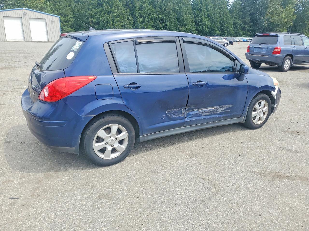 2008 Nissan Versa Blue vin: 3N1BC13E78L431319