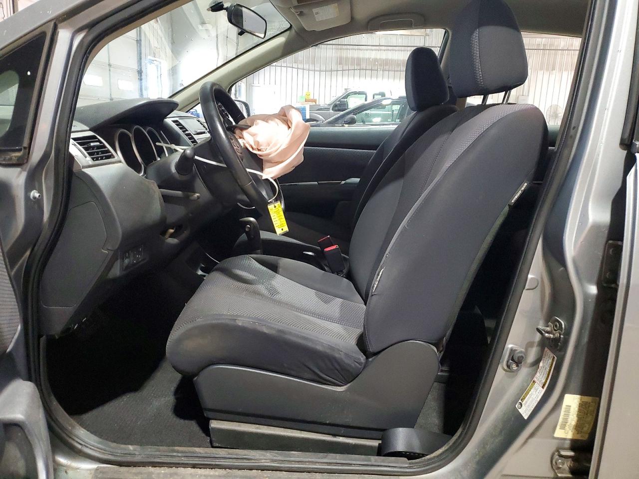 2009 Nissan Versa 1.8 S Silver vin: 3N1BC13E79L410522