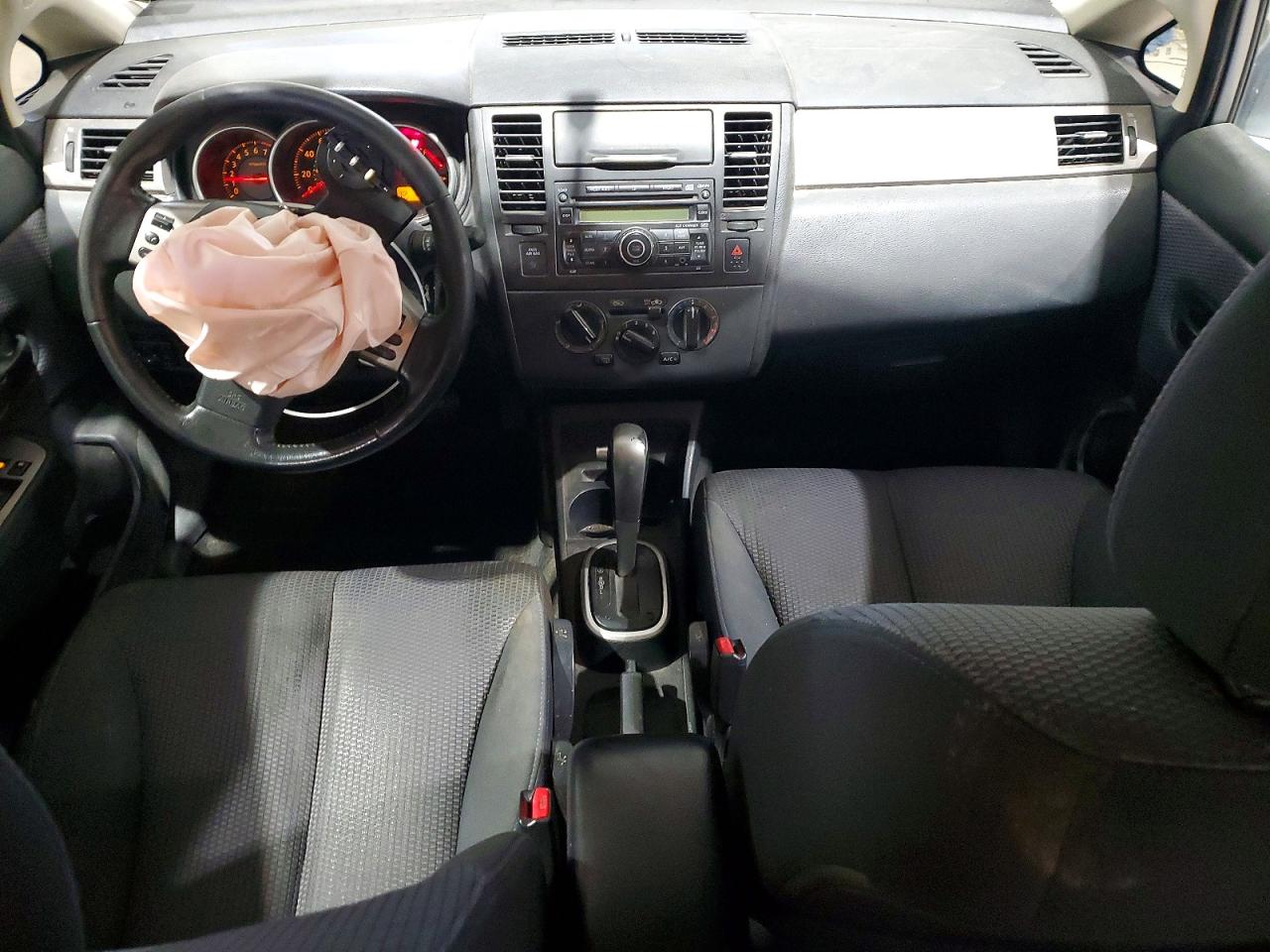 2009 Nissan Versa 1.8 S Silver vin: 3N1BC13E79L410522