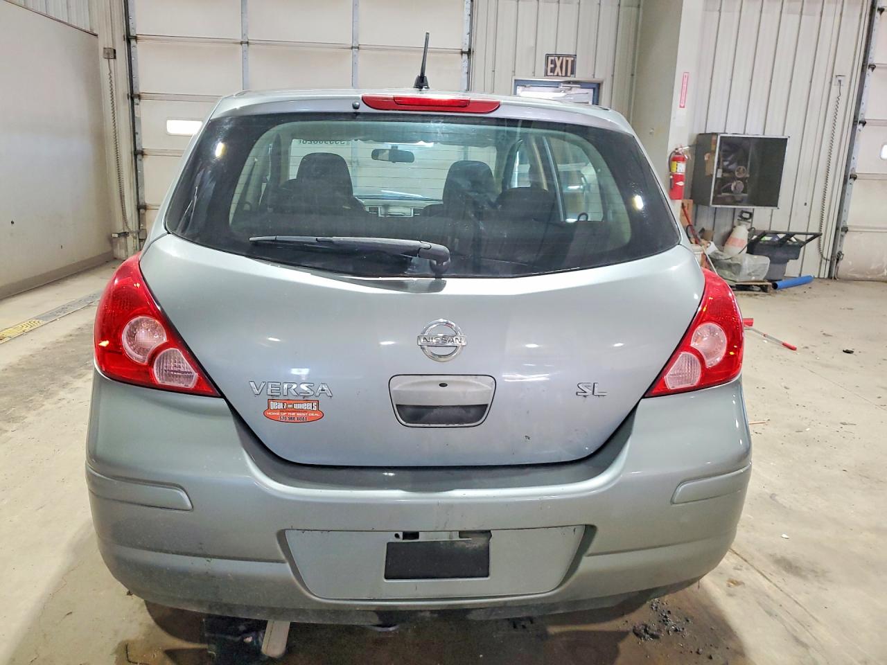 2009 Nissan Versa 1.8 S Silver vin: 3N1BC13E79L410522