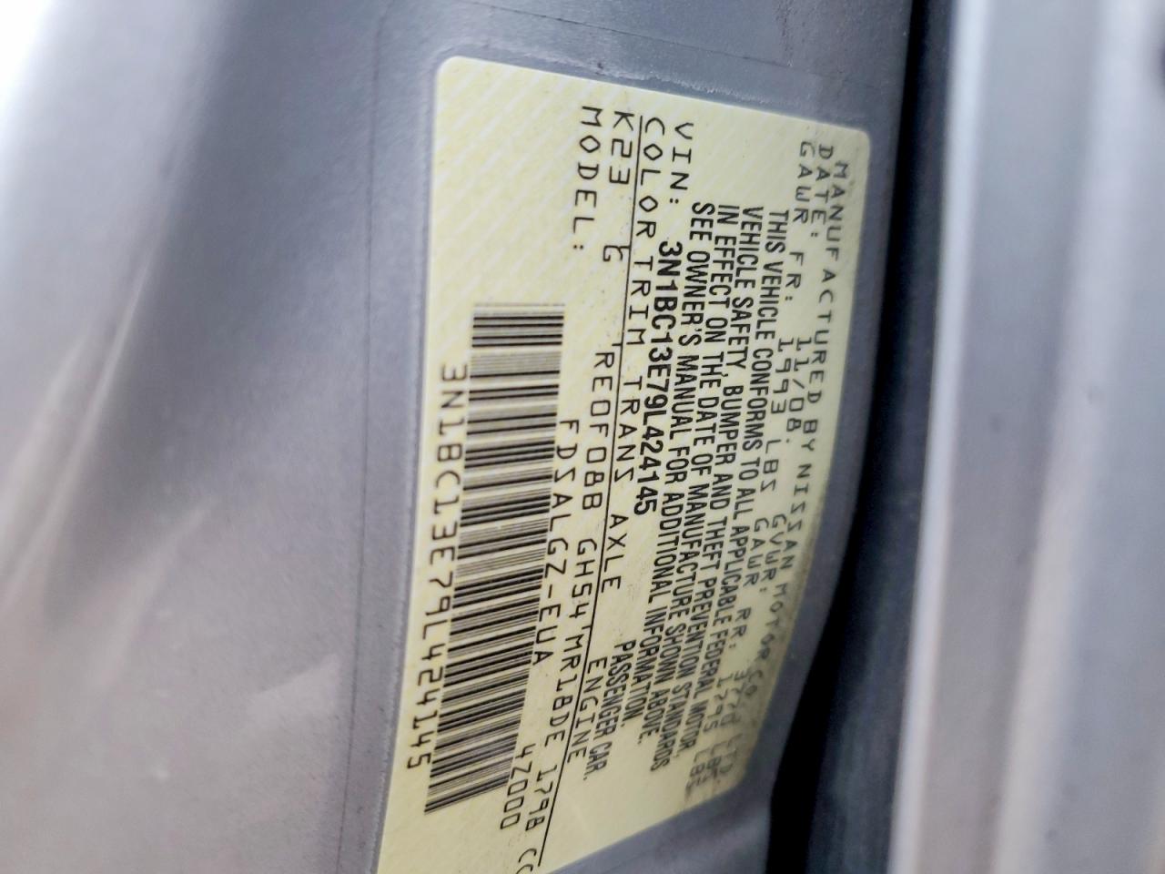 2009 Nissan Versa 1.8 S Silver vin: 3N1BC13E79L424145