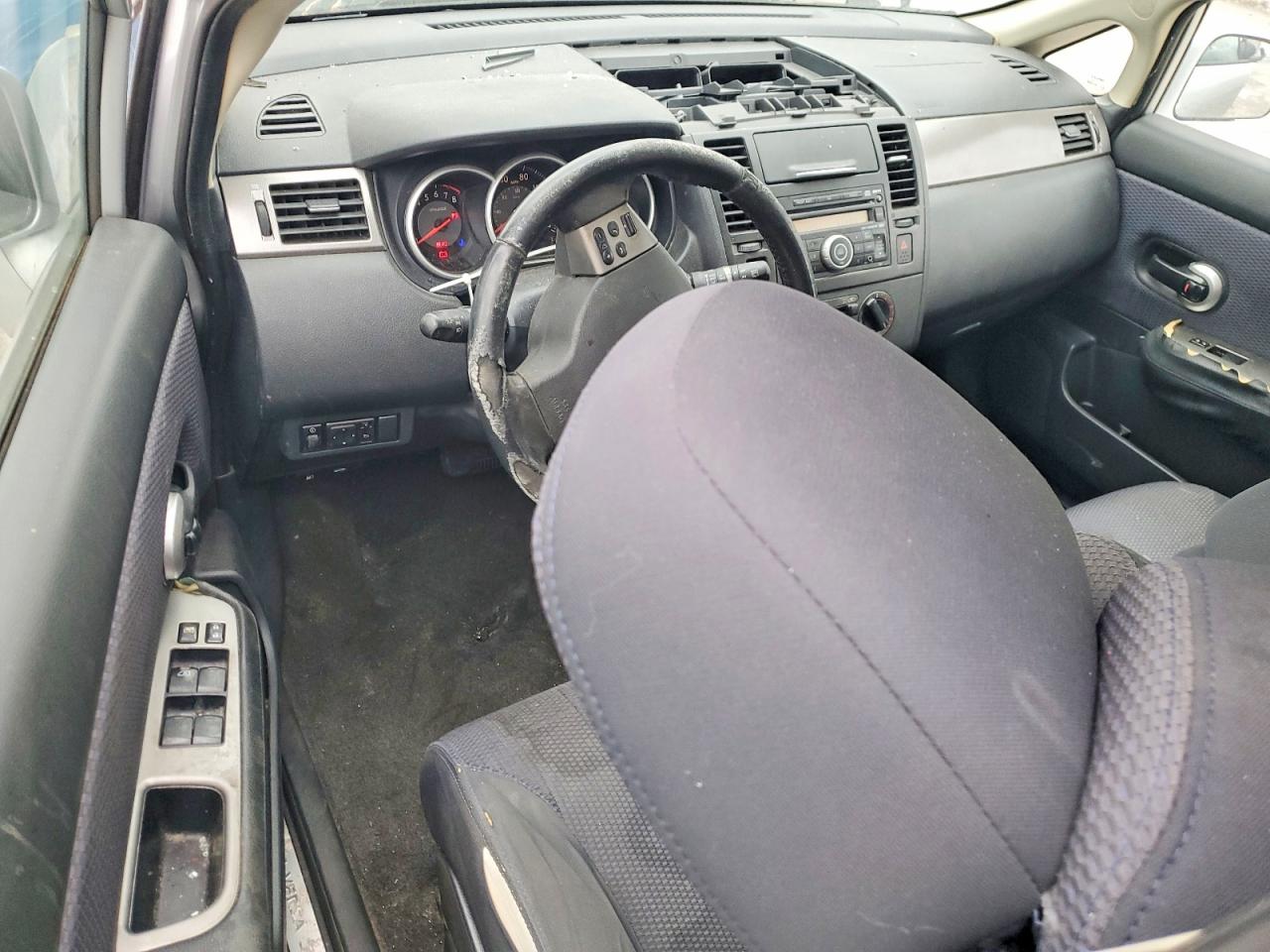 2009 Nissan Versa 1.8 S Silver vin: 3N1BC13E79L424145
