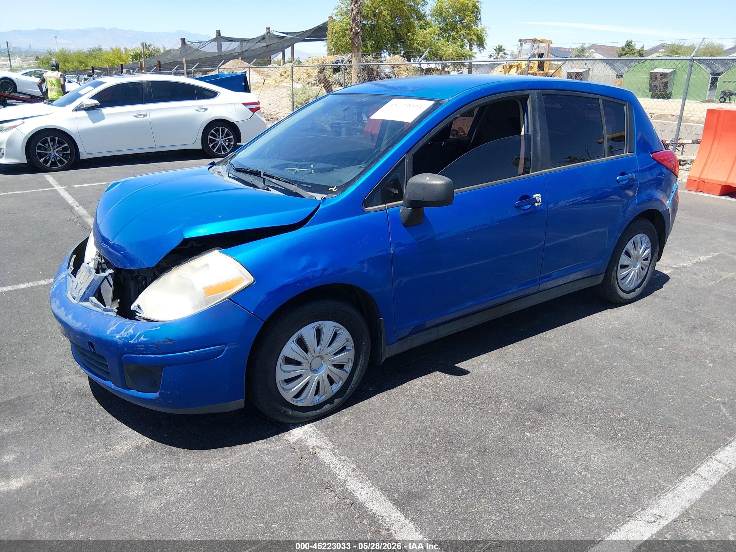 2007 Nissan Versa 1.8s Blue vin: 3N1BC13E87L376345