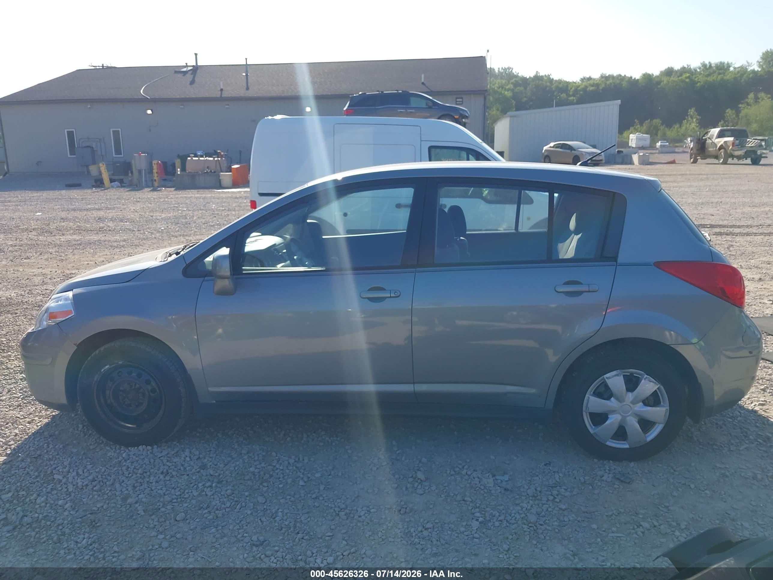 2007 Nissan Versa 1.8s Gray vin: 3N1BC13E87L422644