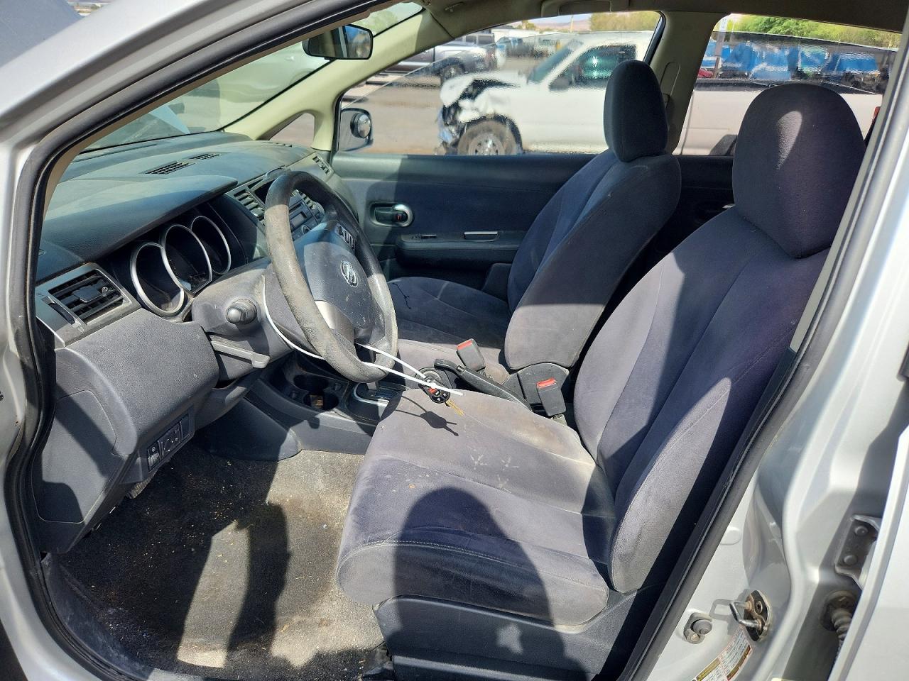 2008 Nissan Versa S/sl Серебряный vin: 3N1BC13E88L353603