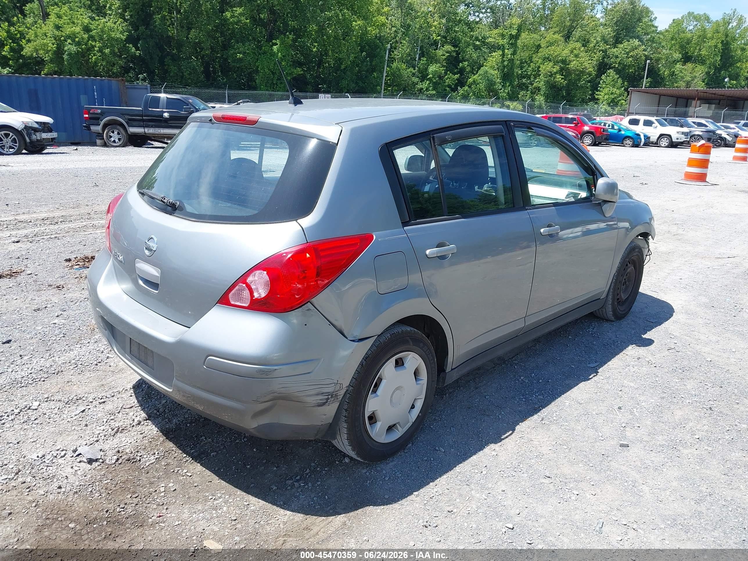 2008 Nissan Versa 1.8 S Gray vin: 3N1BC13E88L377495