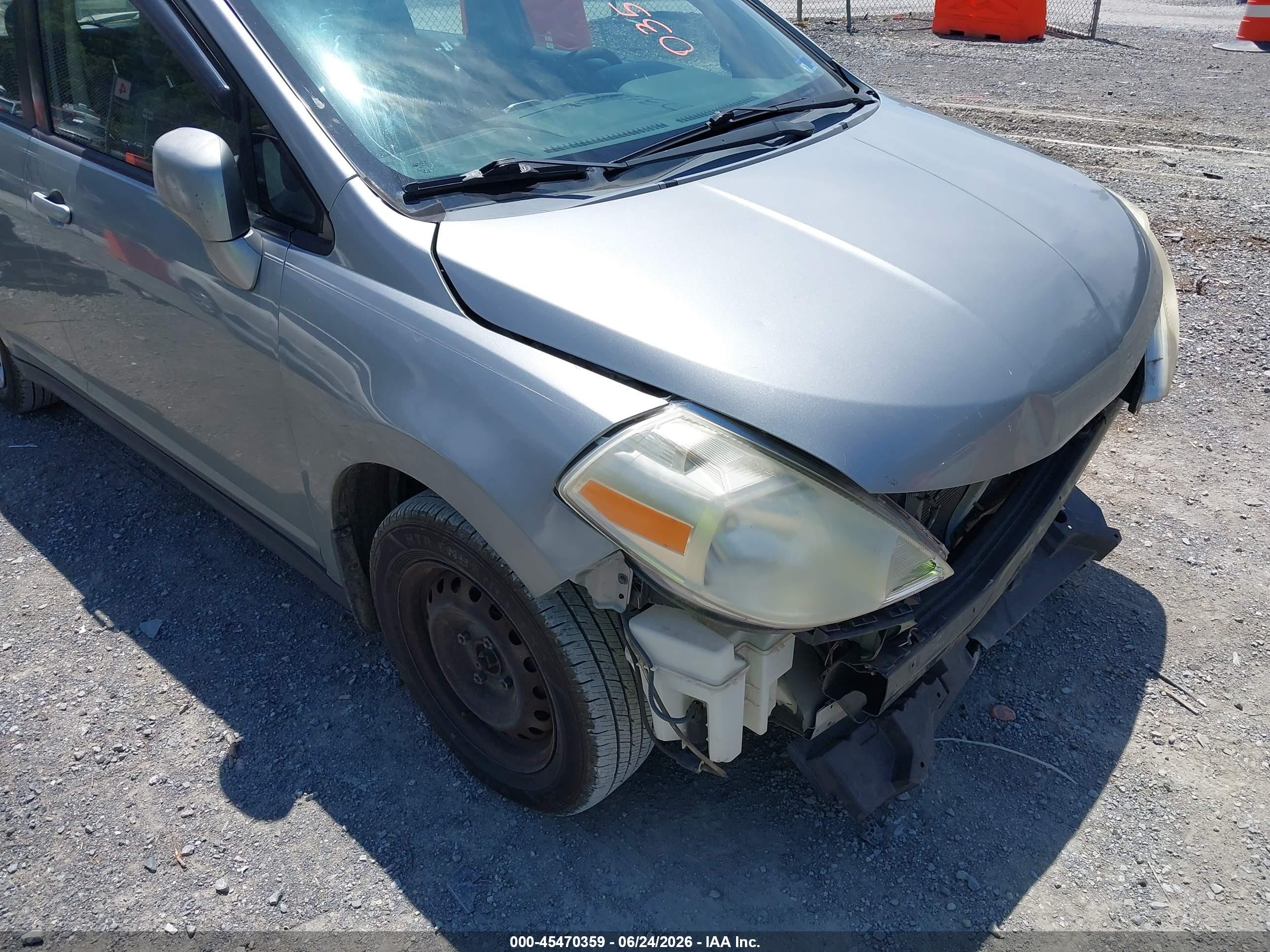 2008 Nissan Versa 1.8 S Gray vin: 3N1BC13E88L377495