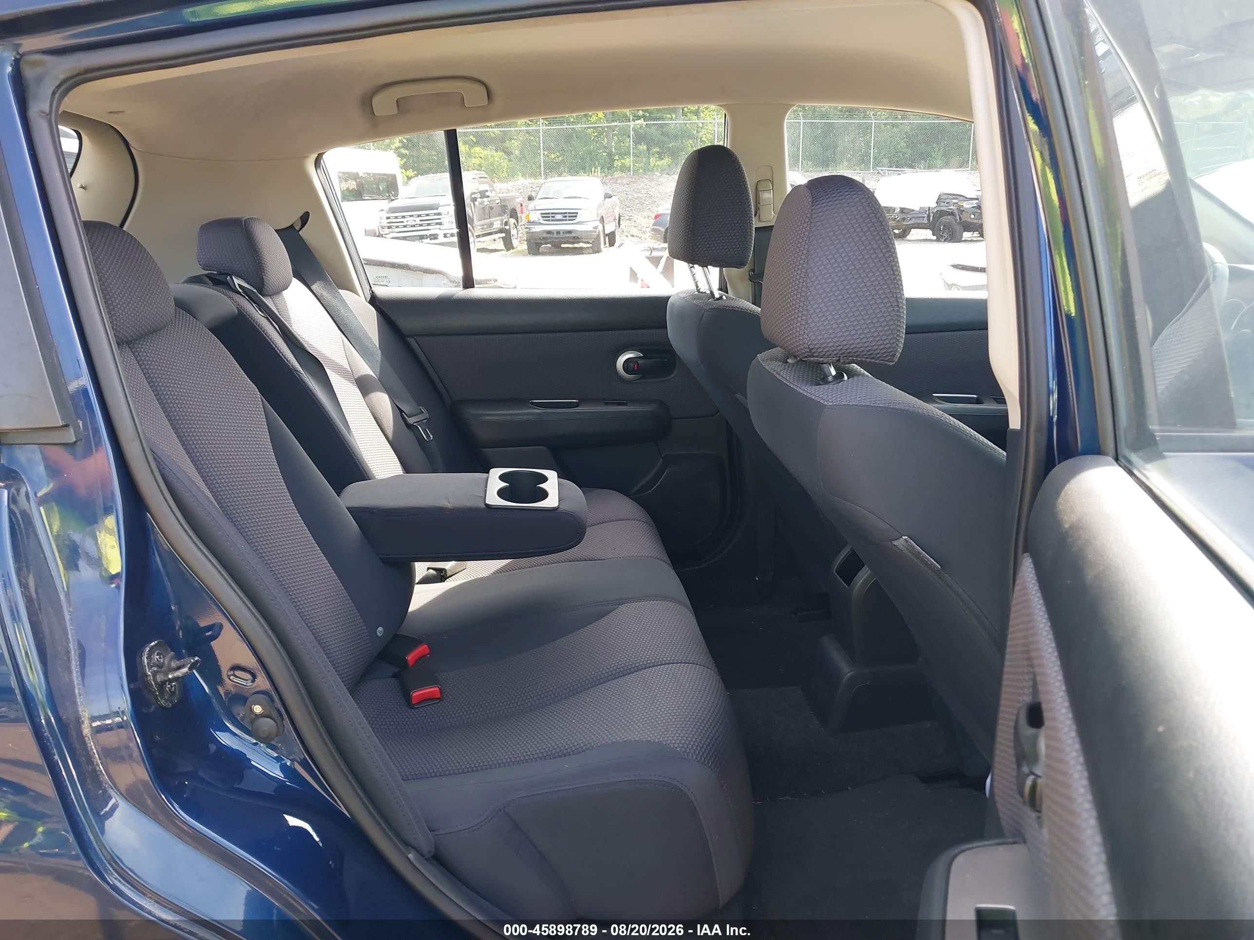 2008 Nissan Versa 1.8 Sl Синий vin: 3N1BC13E88L389629