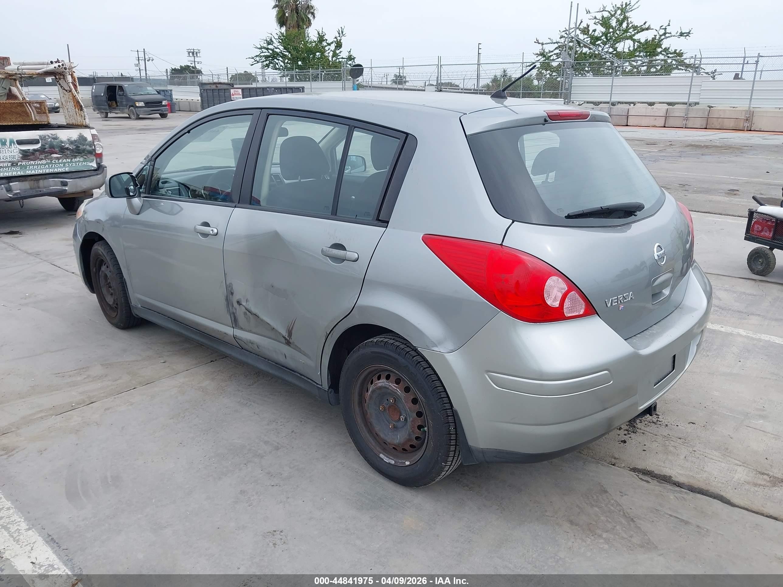 2008 Nissan Versa 1.8s Gray vin: 3N1BC13E88L436626