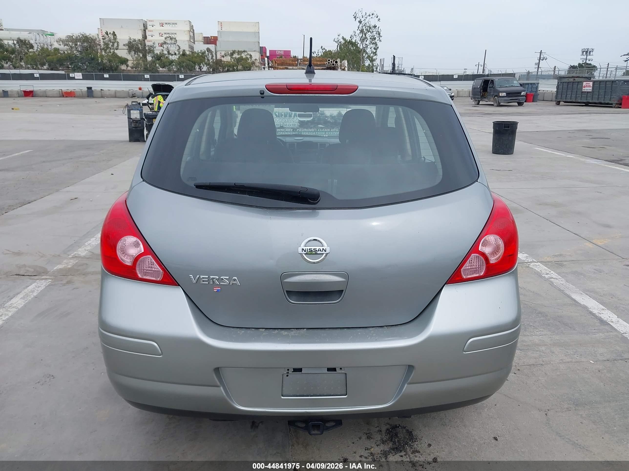 2008 Nissan Versa 1.8s Gray vin: 3N1BC13E88L436626