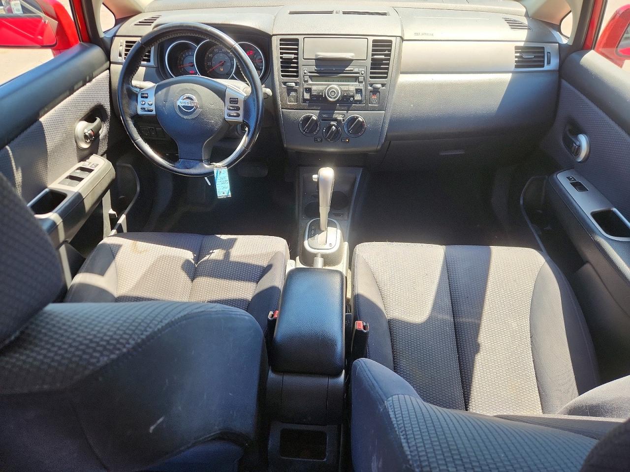 2008 Nissan Versa 1.8 S Red vin: 3N1BC13E88L440756