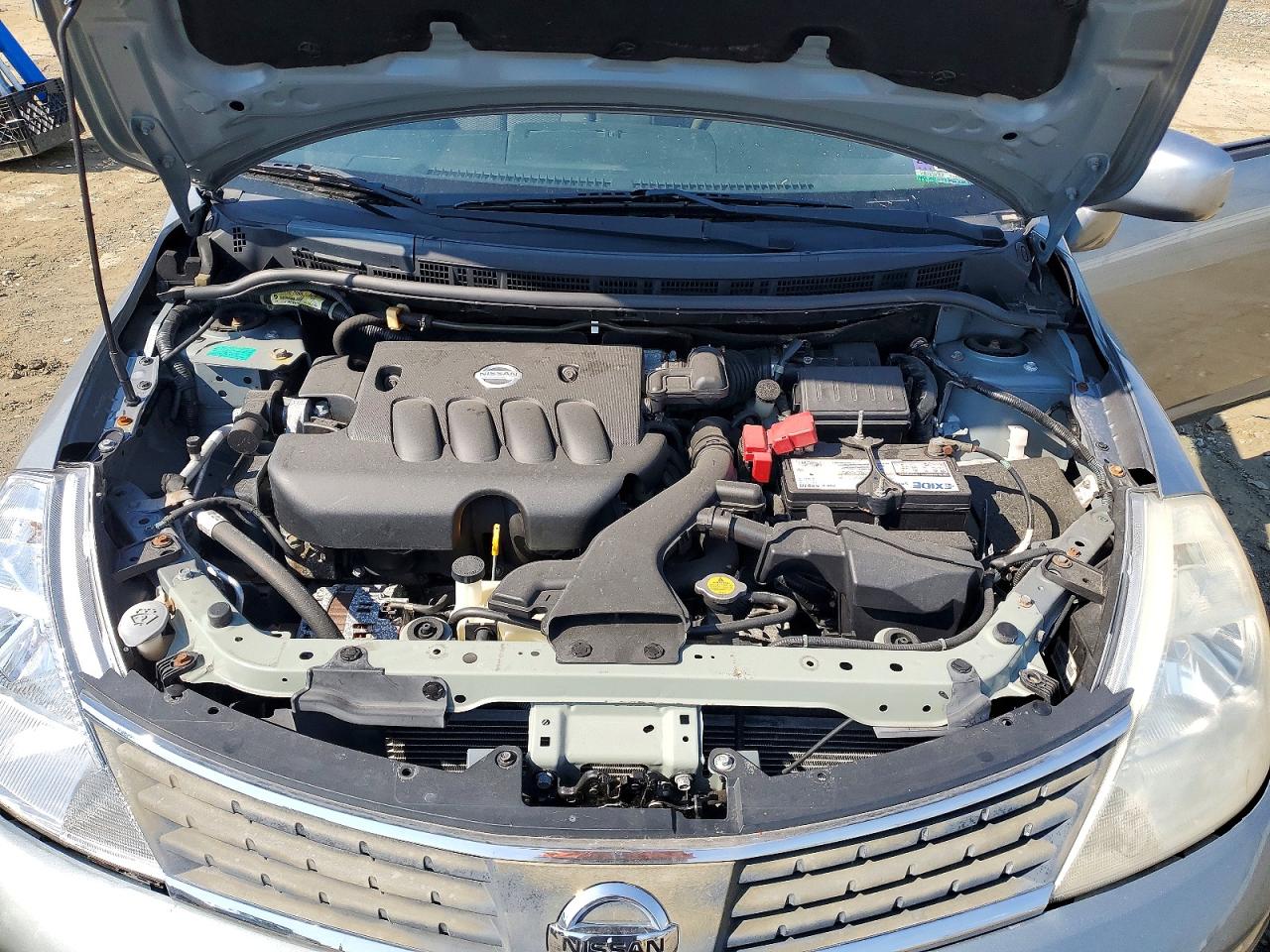 2009 Nissan Versa 1.8 S Silver vin: 3N1BC13E89L369785