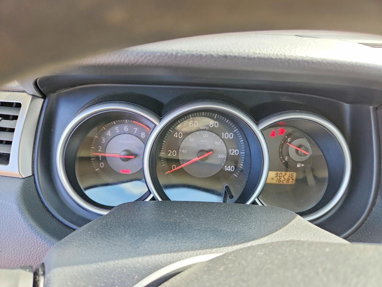 2009 Nissan Versa 1.8 S Silver vin: 3N1BC13E89L390569