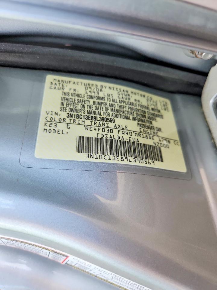 2009 Nissan Versa 1.8 S Silver vin: 3N1BC13E89L390569