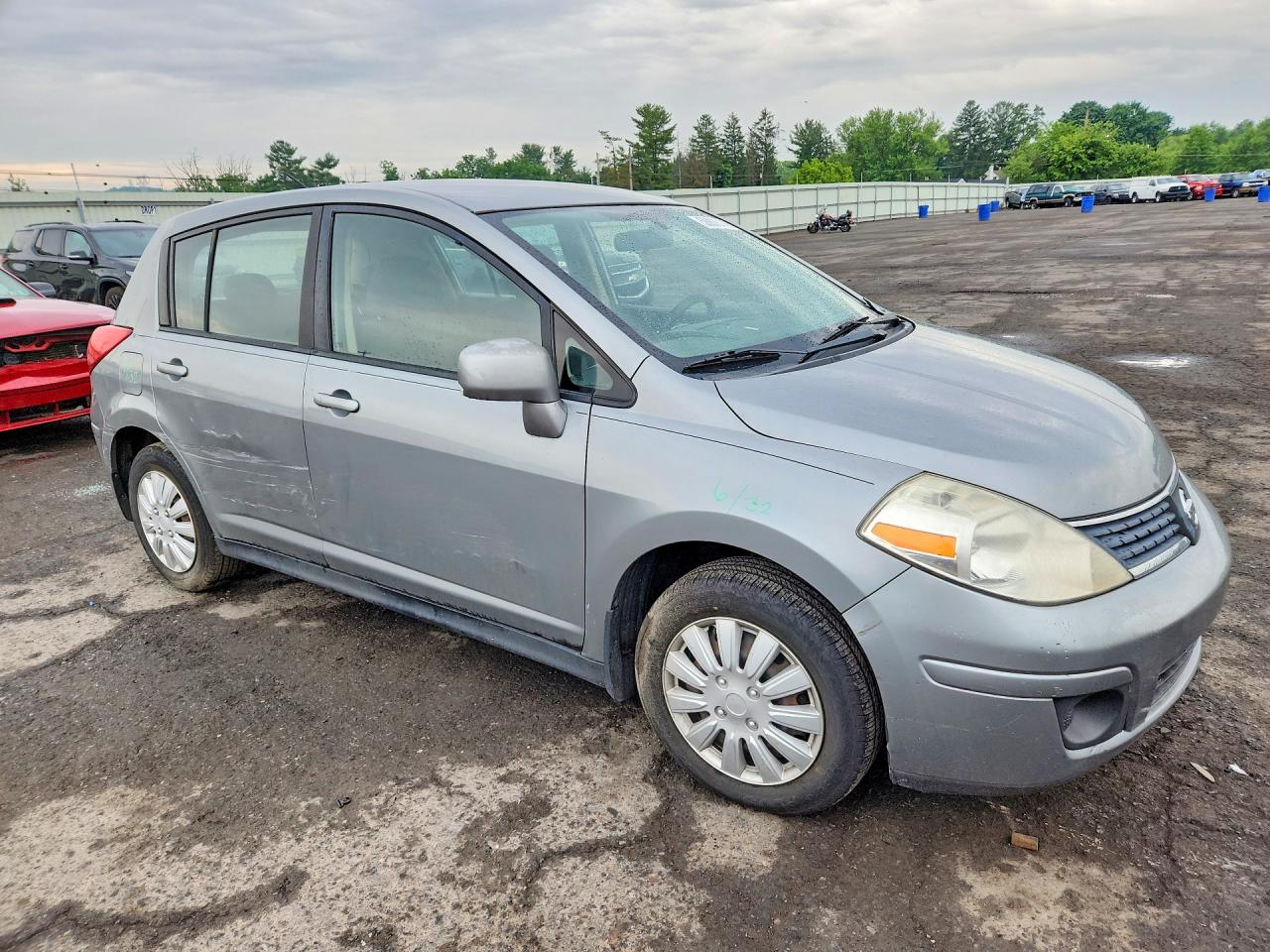 2009 Nissan Versa 1.8 S Gray vin: 3N1BC13E89L401764