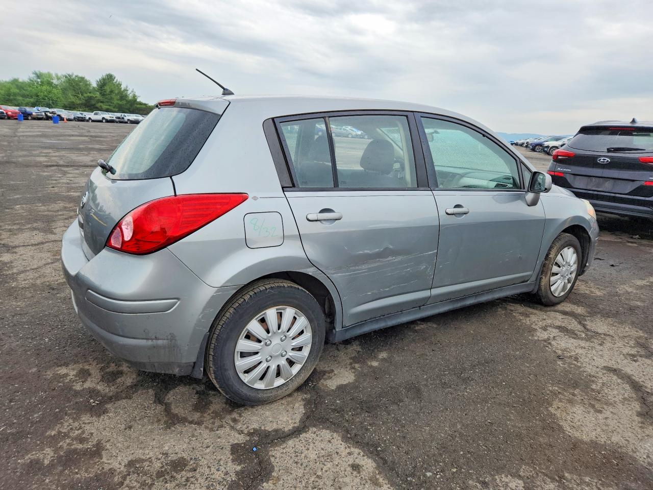 2009 Nissan Versa 1.8 S Gray vin: 3N1BC13E89L401764