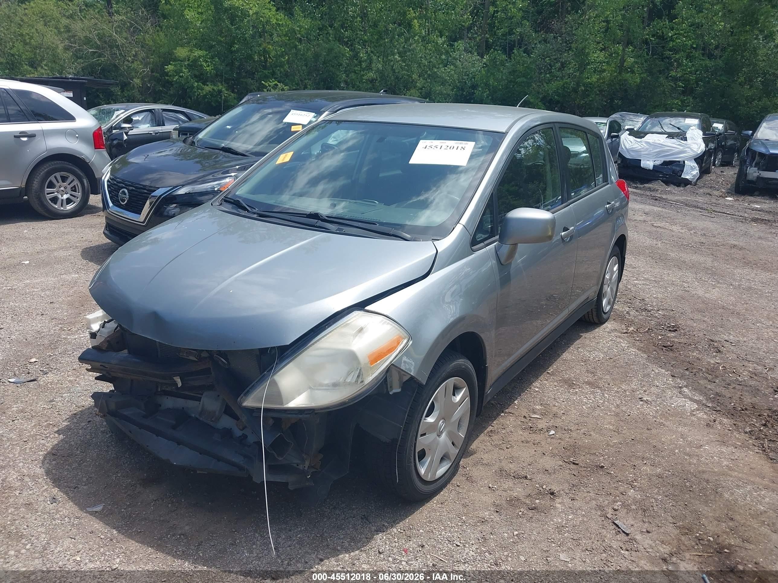 2009 Nissan Versa 1.8s Silver vin: 3N1BC13E89L464590