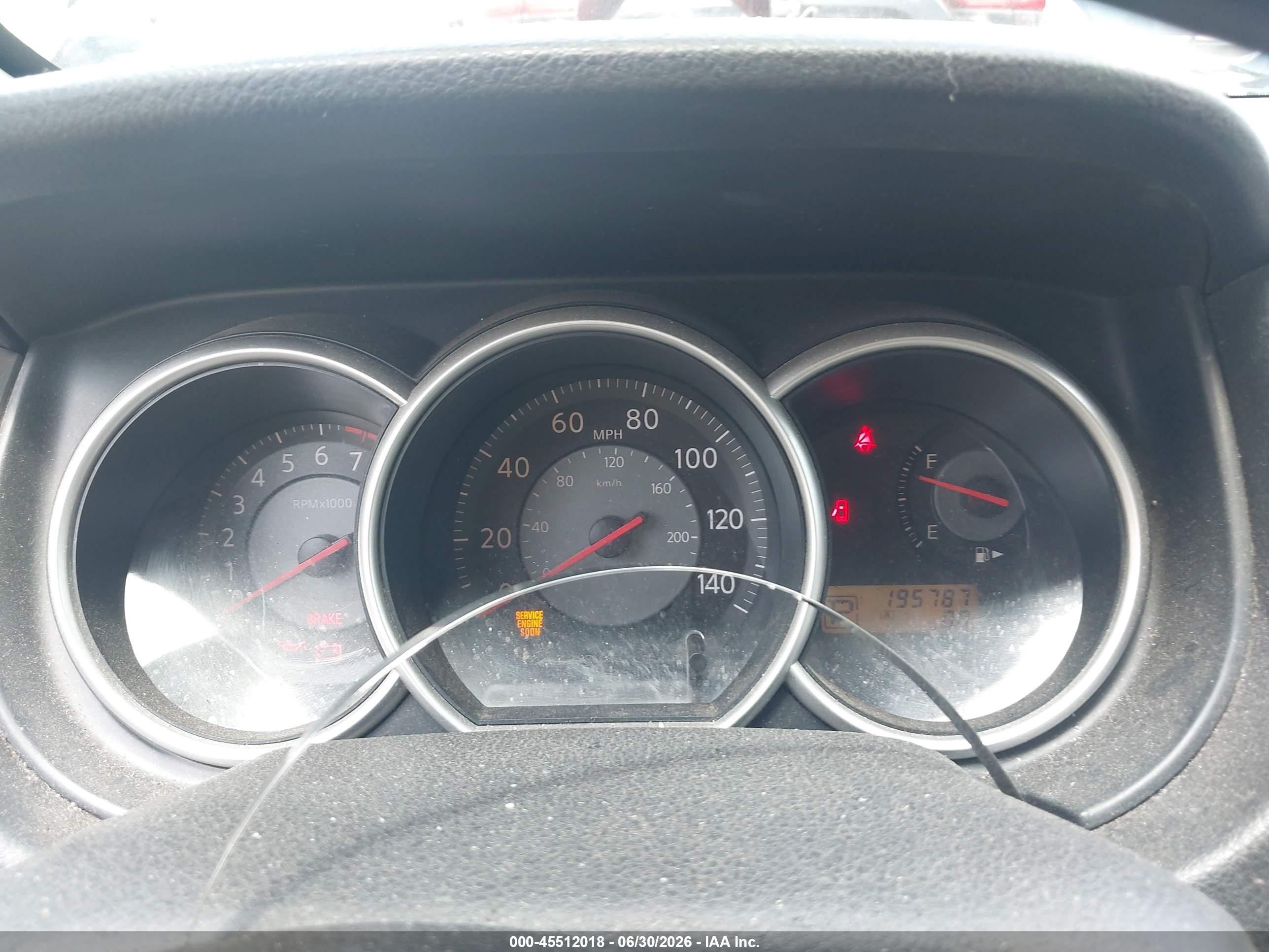 2009 Nissan Versa 1.8s Silver vin: 3N1BC13E89L464590