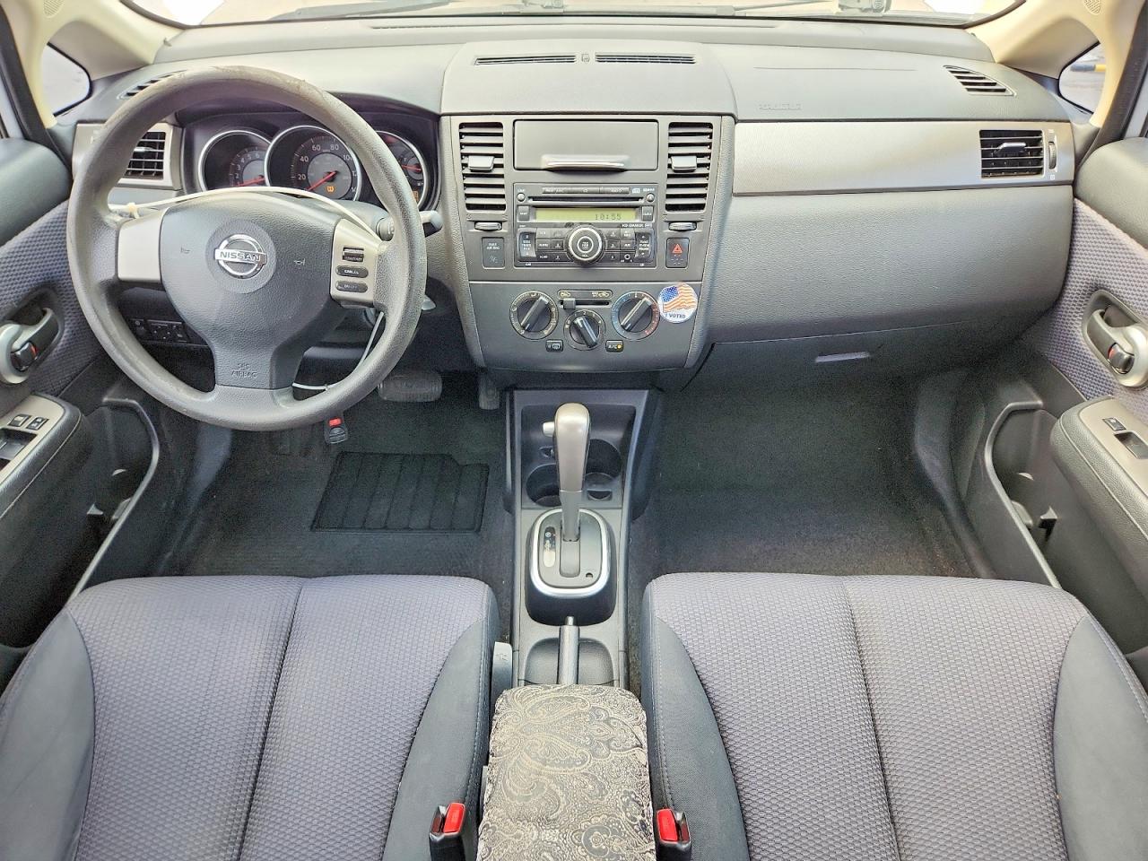 2007 Nissan Versa 1.8 S Silver vin: 3N1BC13E97L409725