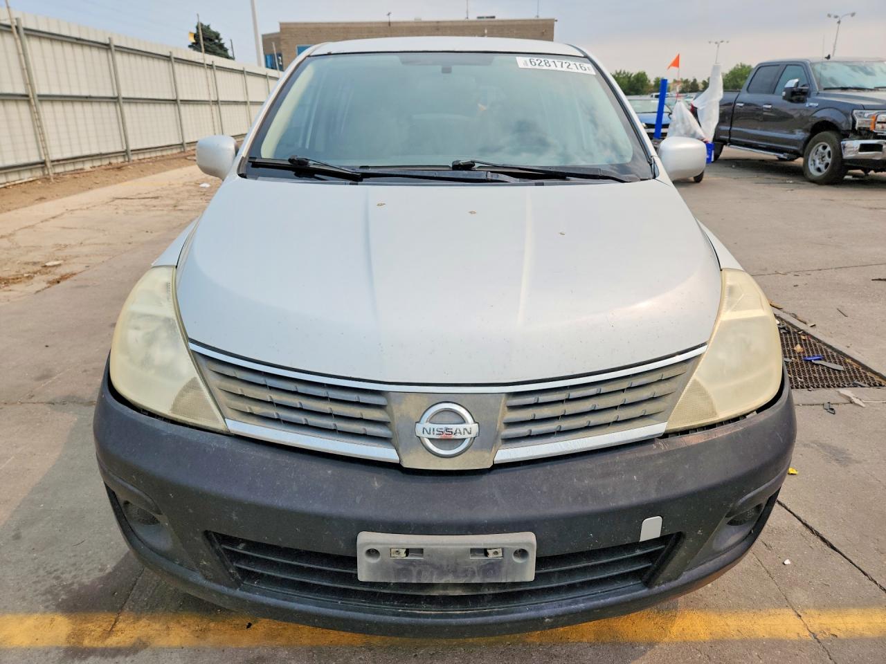 2007 Nissan Versa 1.8 S Silver vin: 3N1BC13E97L409725