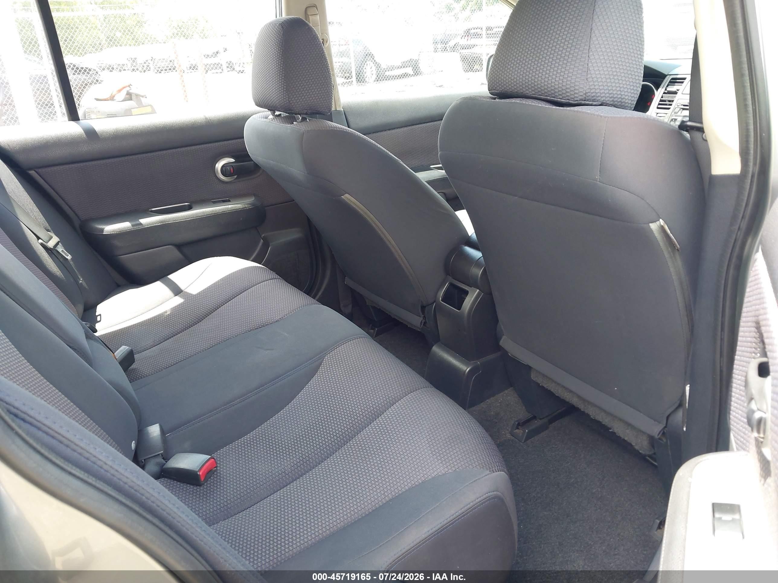 2007 Nissan Versa 1.8sl Gray vin: 3N1BC13E97L414553