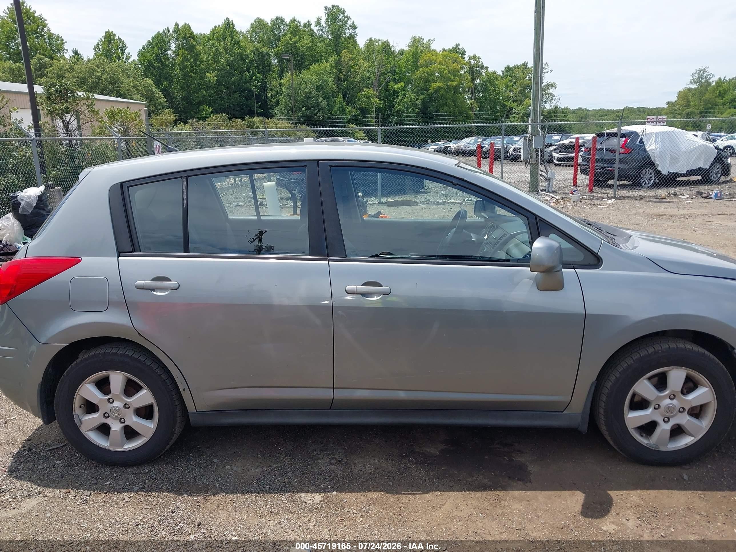 2007 Nissan Versa 1.8sl Gray vin: 3N1BC13E97L414553