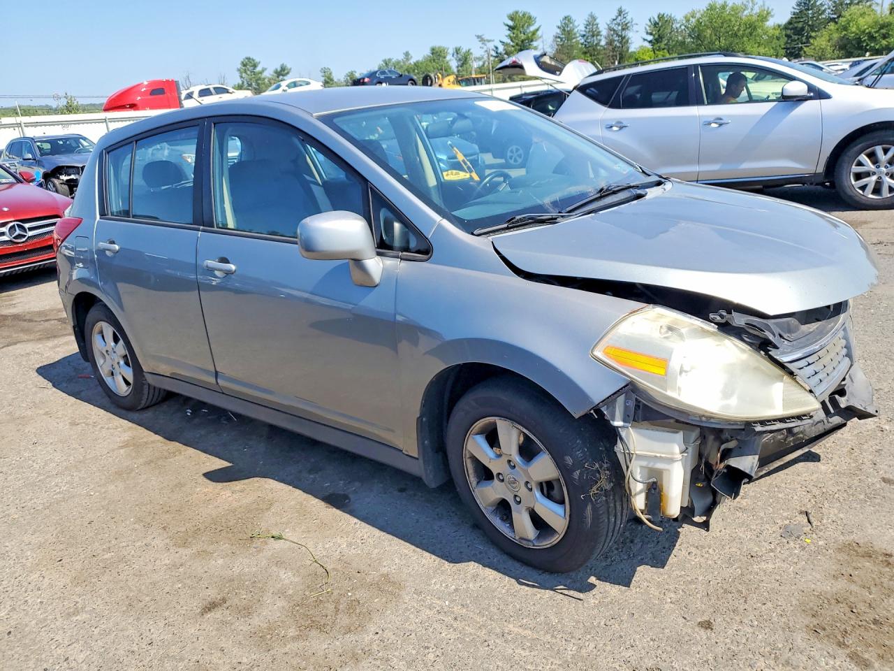 2008 Nissan Versa 1.8 S Silver vin: 3N1BC13E98L360706