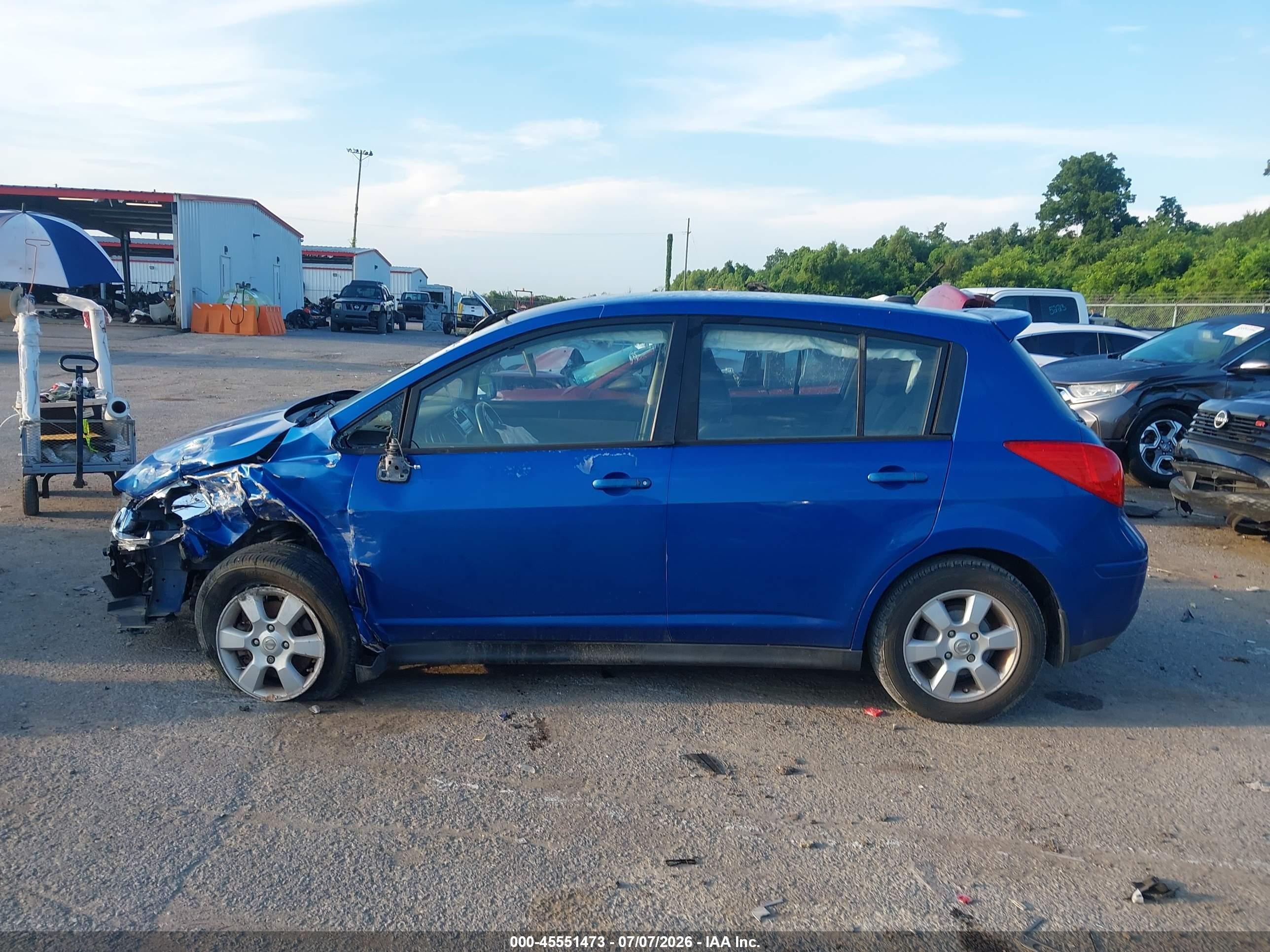 2008 Nissan Versa 1.8 Sl Blue vin: 3N1BC13E98L372189