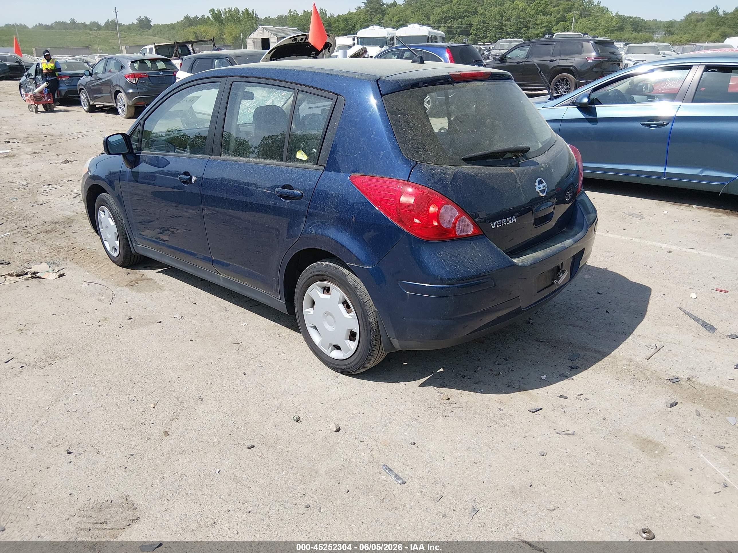2008 Nissan Versa 1.8s Blue vin: 3N1BC13E98L411153