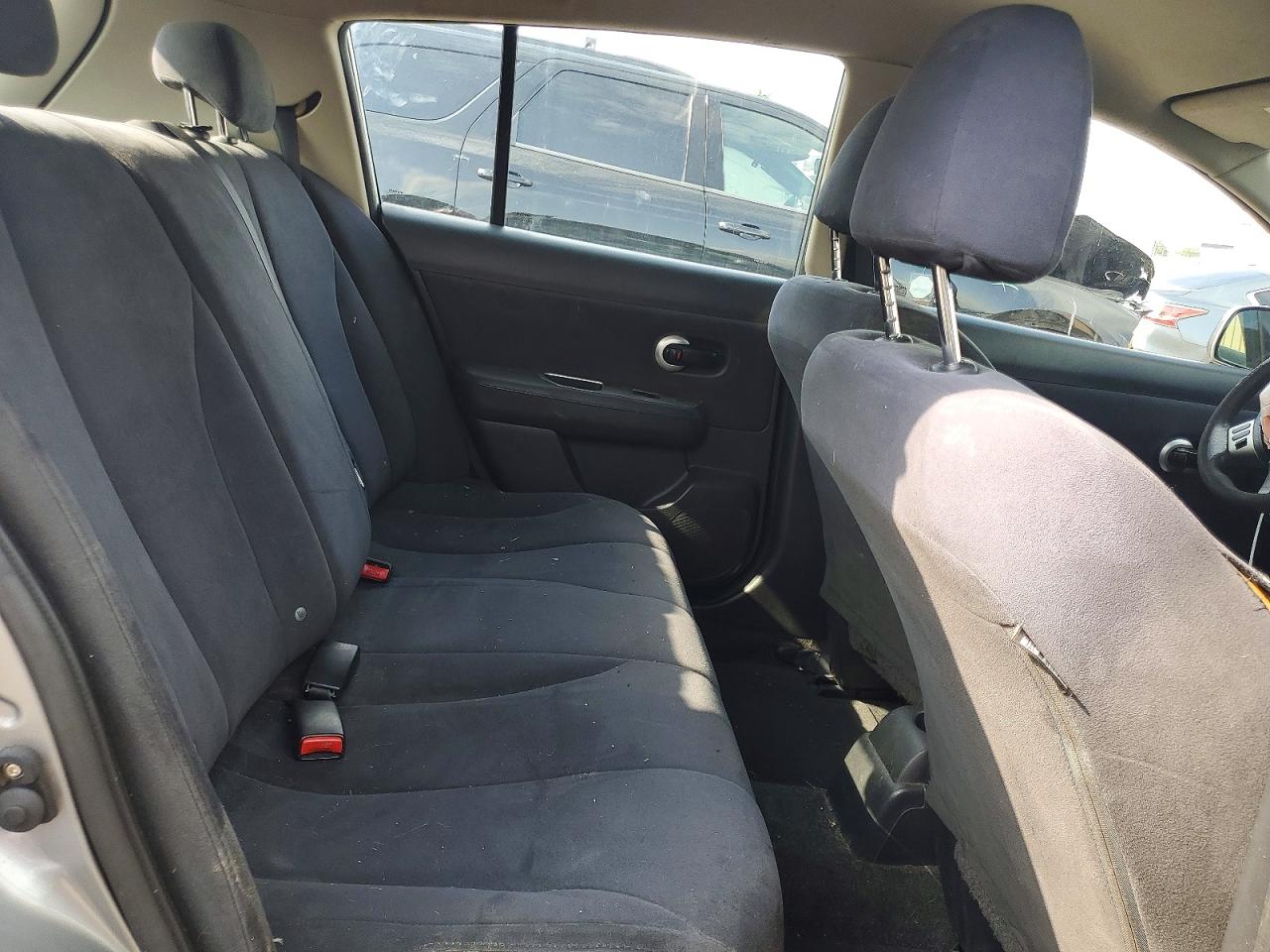 2009 Nissan Versa 1.8 S Gray vin: 3N1BC13E99L360173